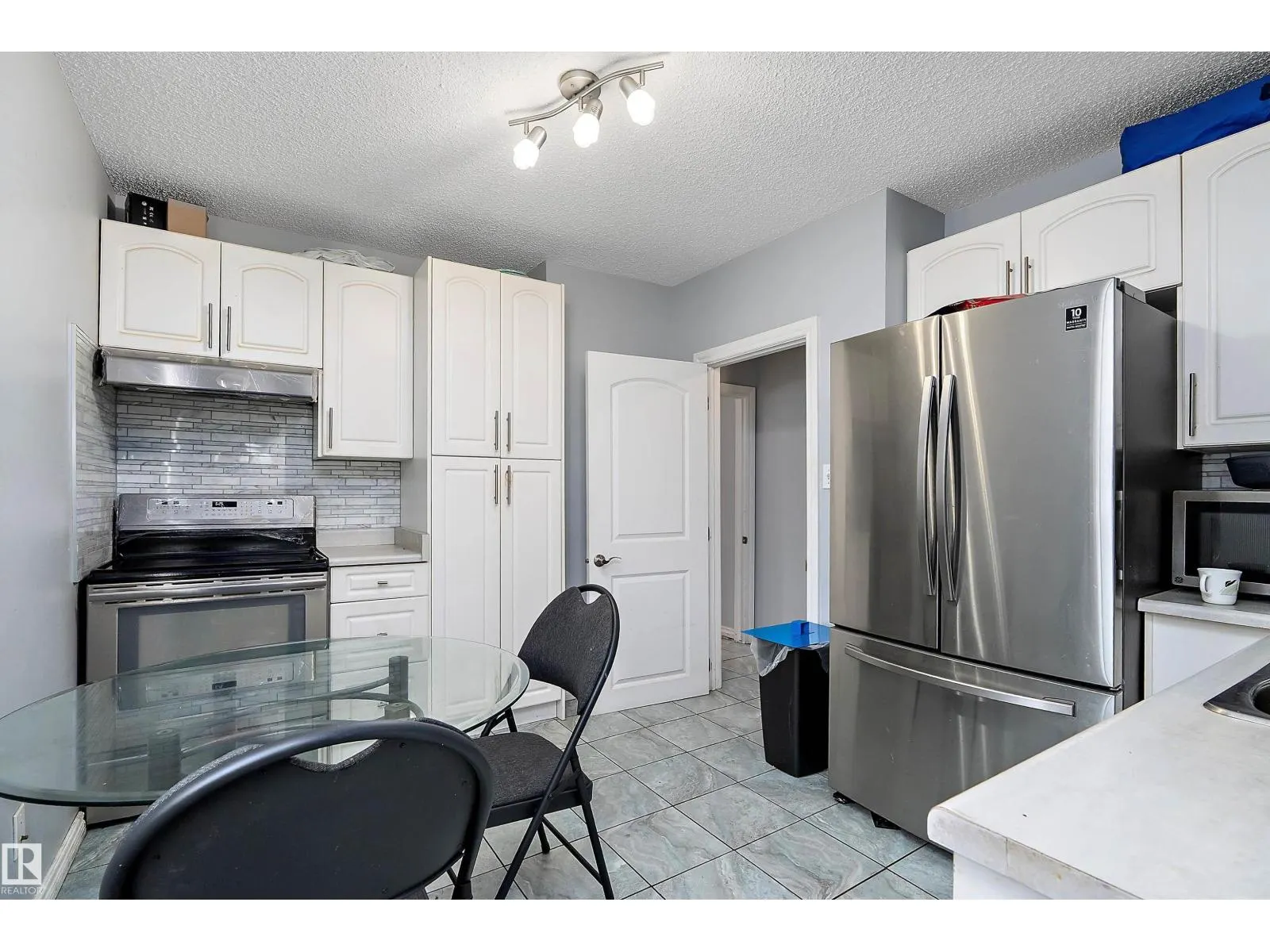 10913 97 ST NW
