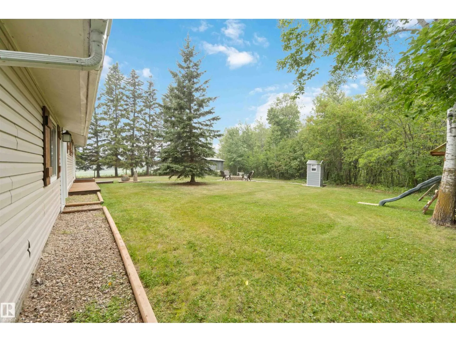 #667 60331 RANGE ROAD 124