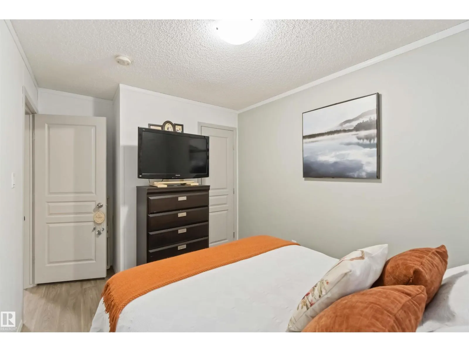 #665 60331 RANGE ROAD 124