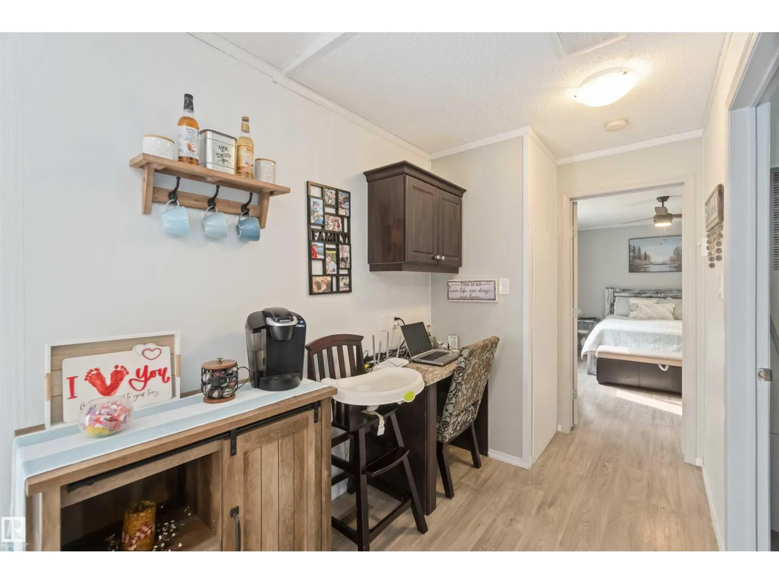 #665 60331 RANGE ROAD 124