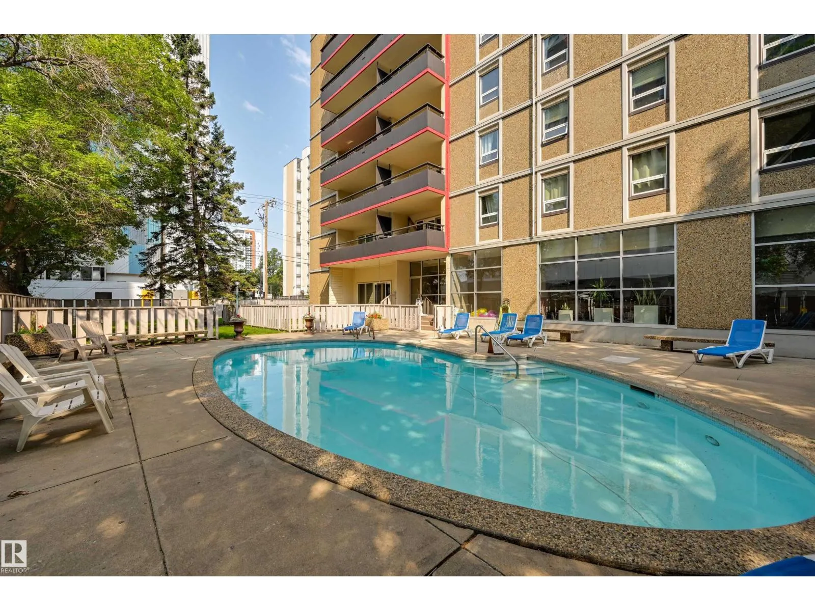 #1505 10140 120 ST NW