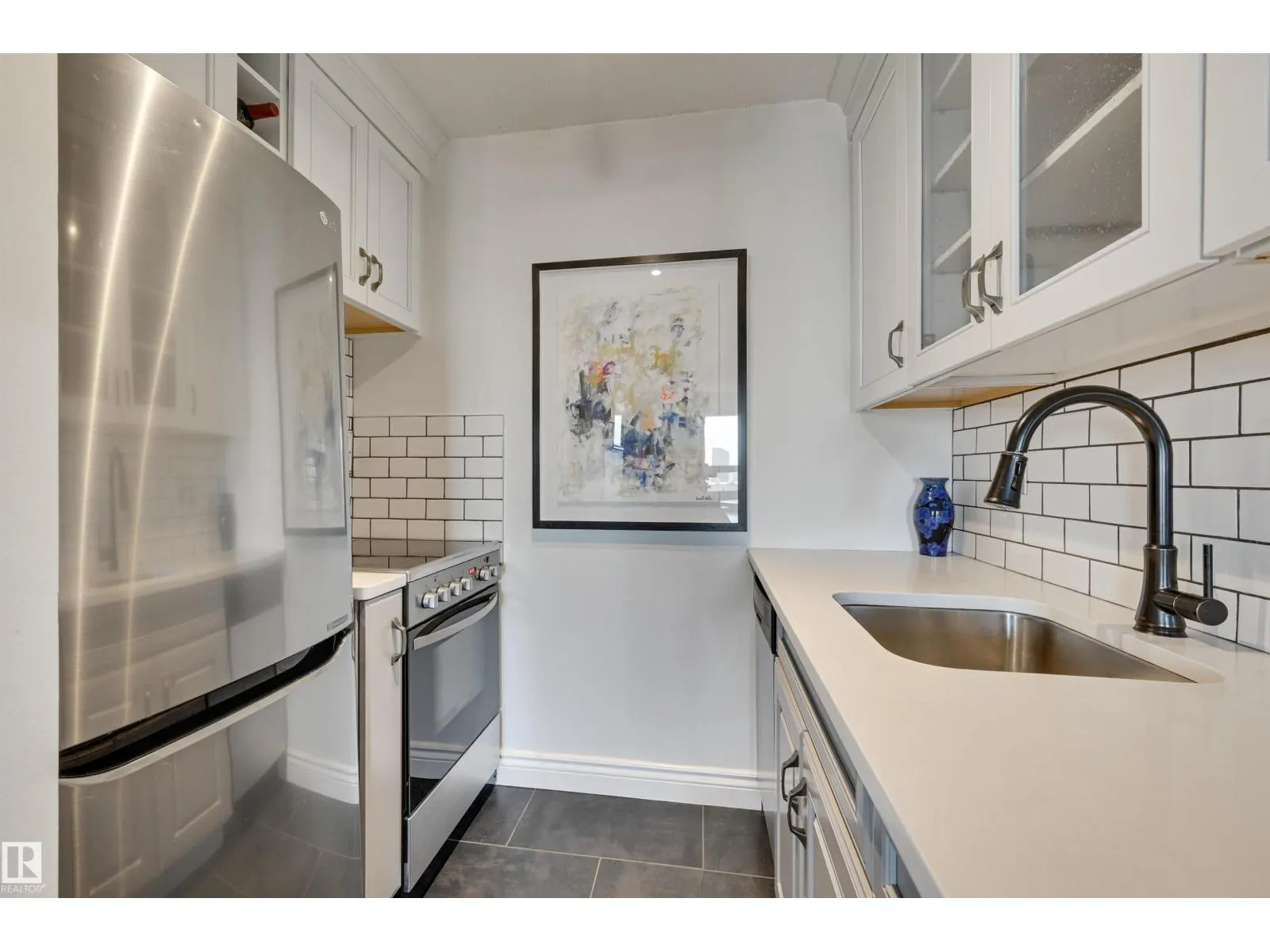#1505 10140 120 ST NW