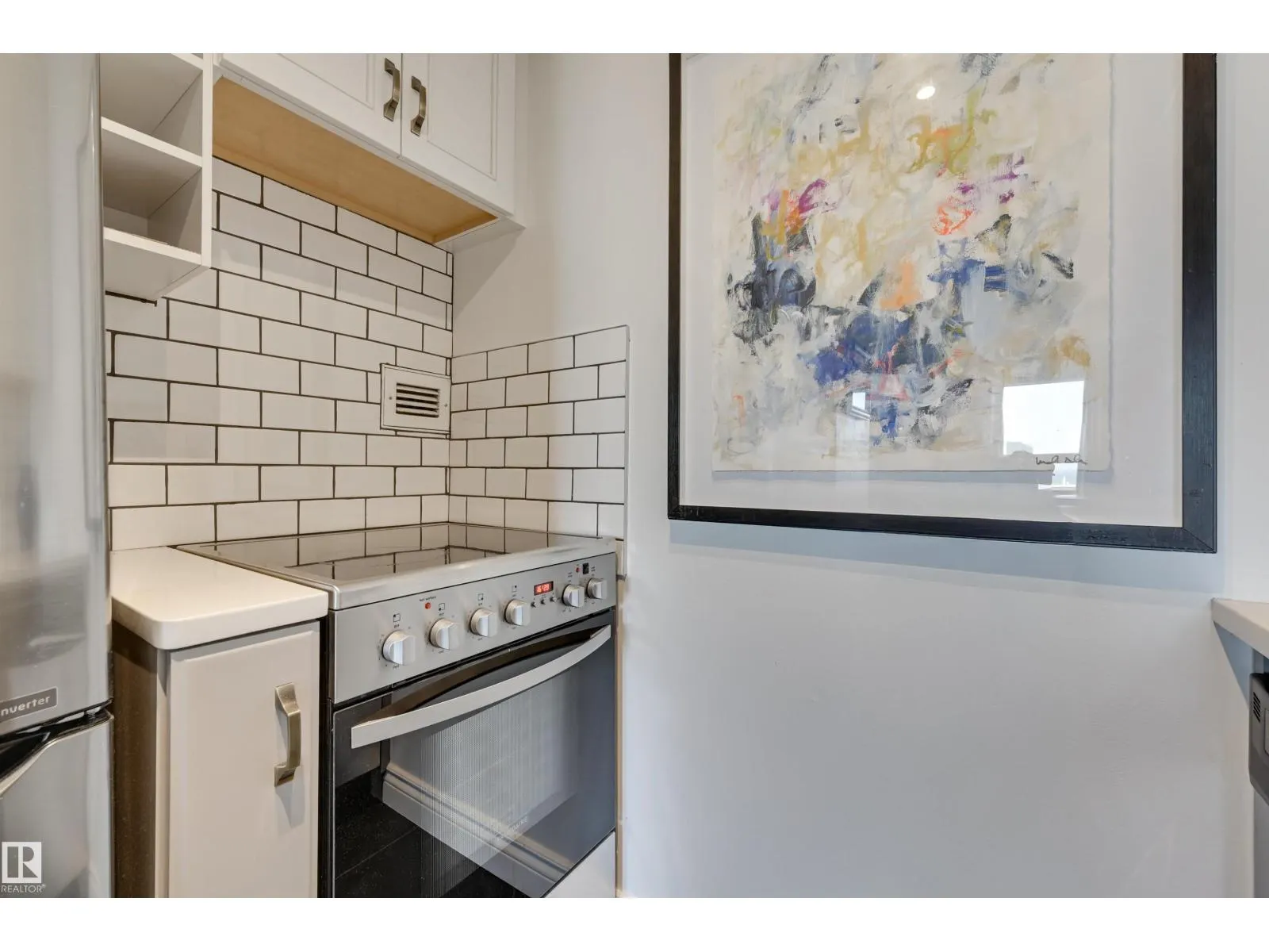 #1505 10140 120 ST NW