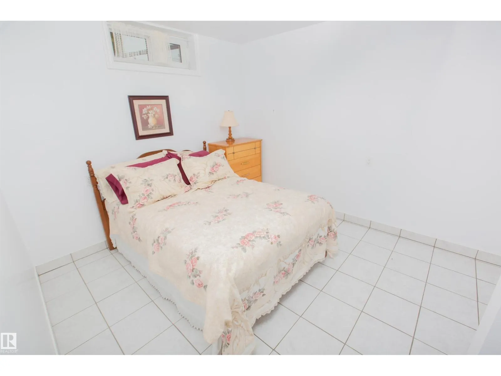 14624 87 AV NW