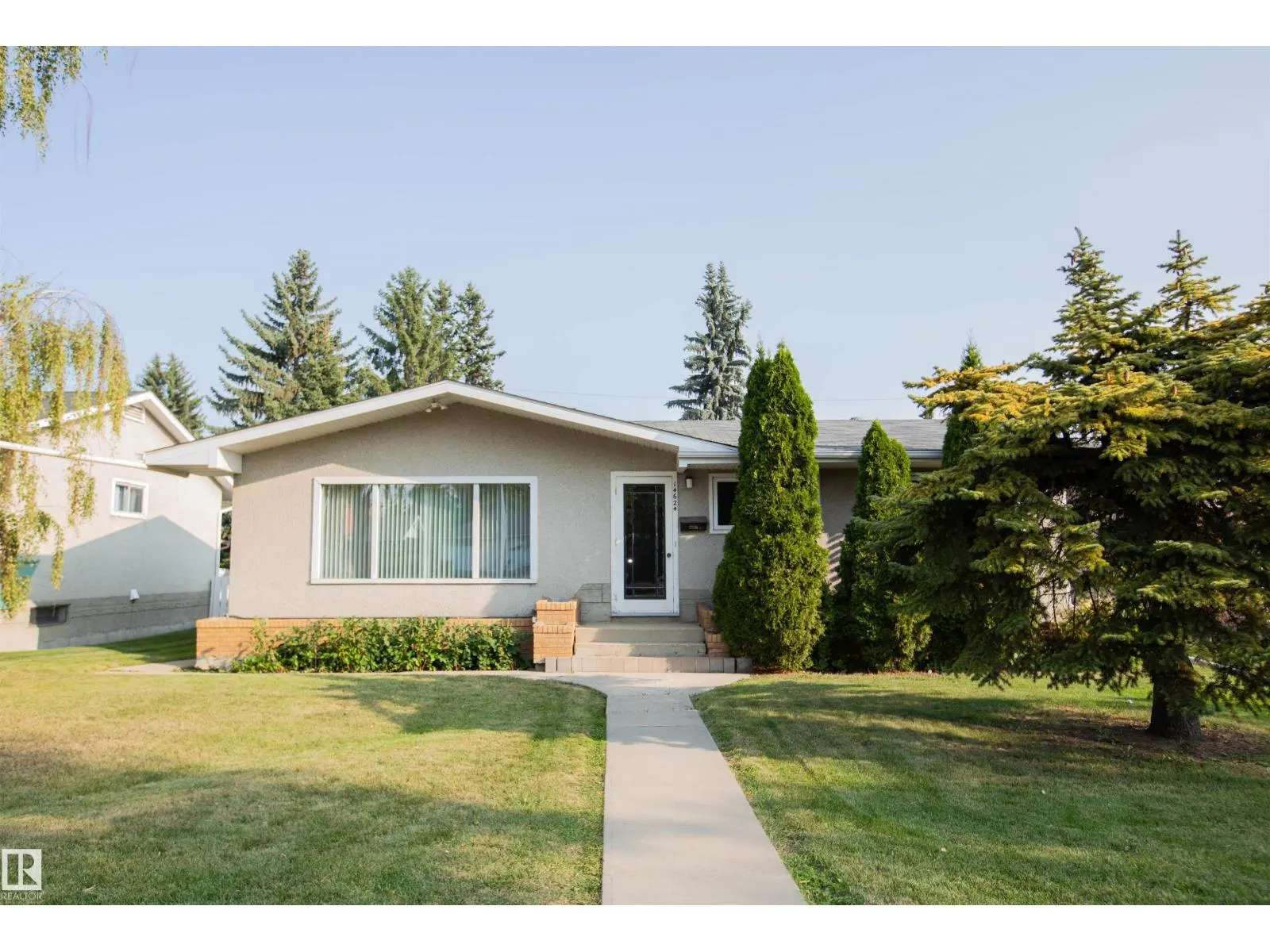 14624 87 AV NW