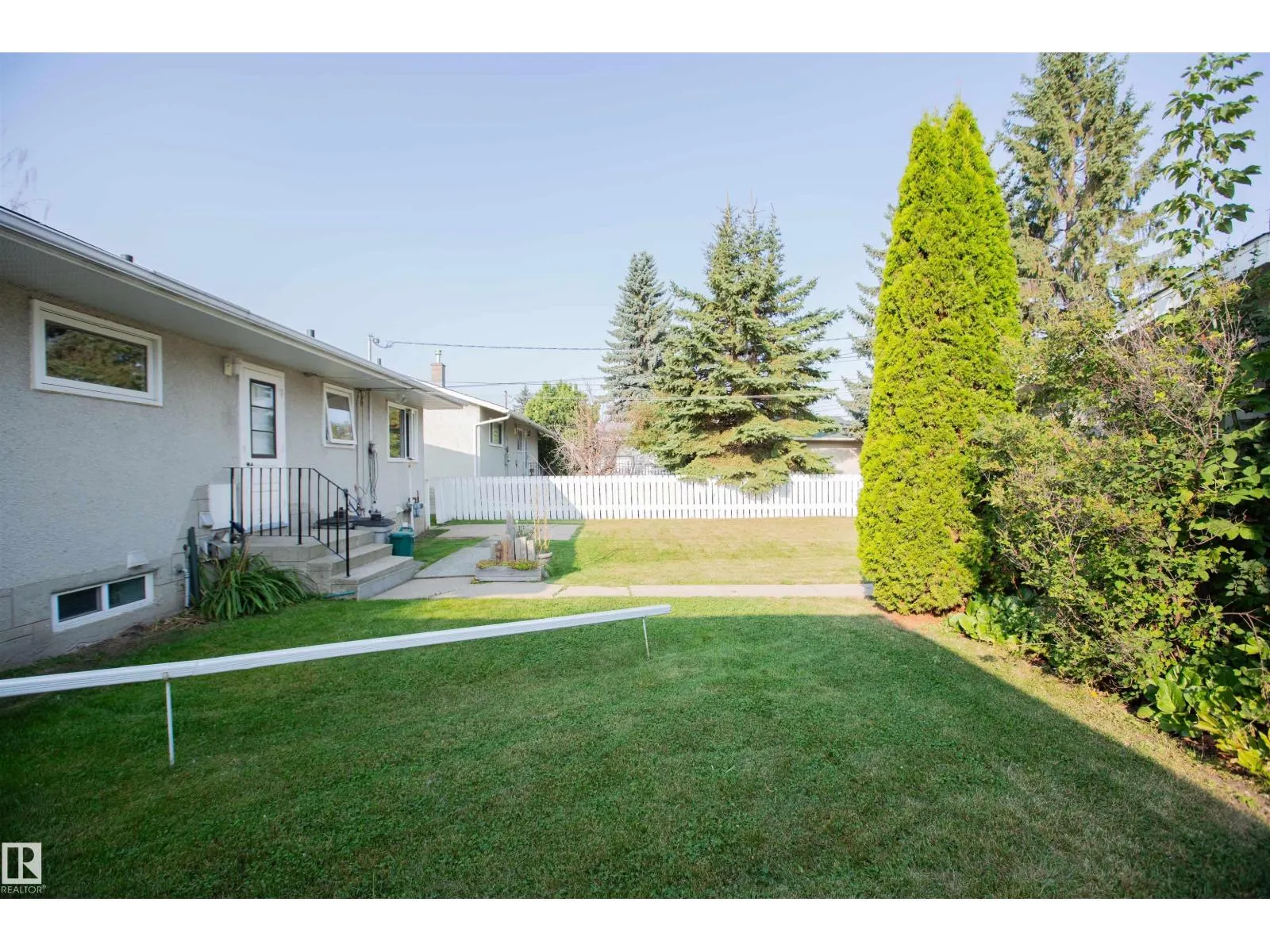 14624 87 AV NW