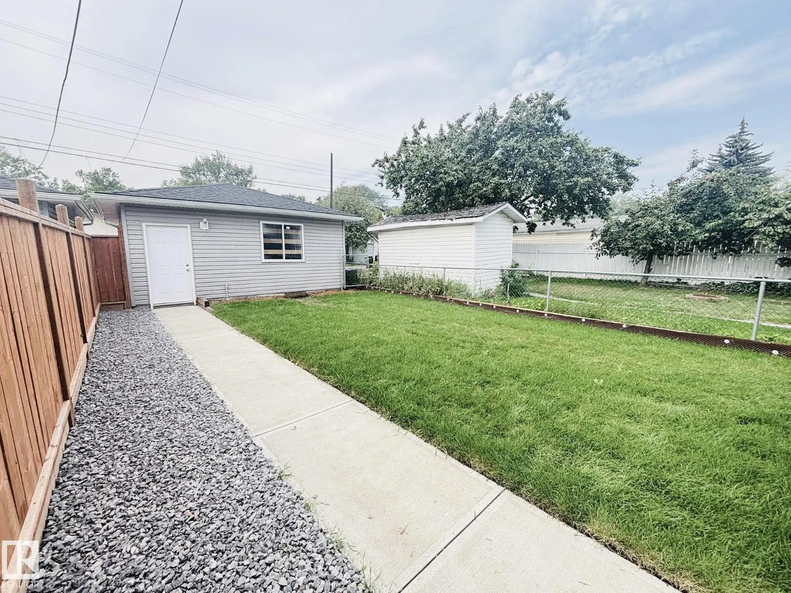 11916 89 ST NW