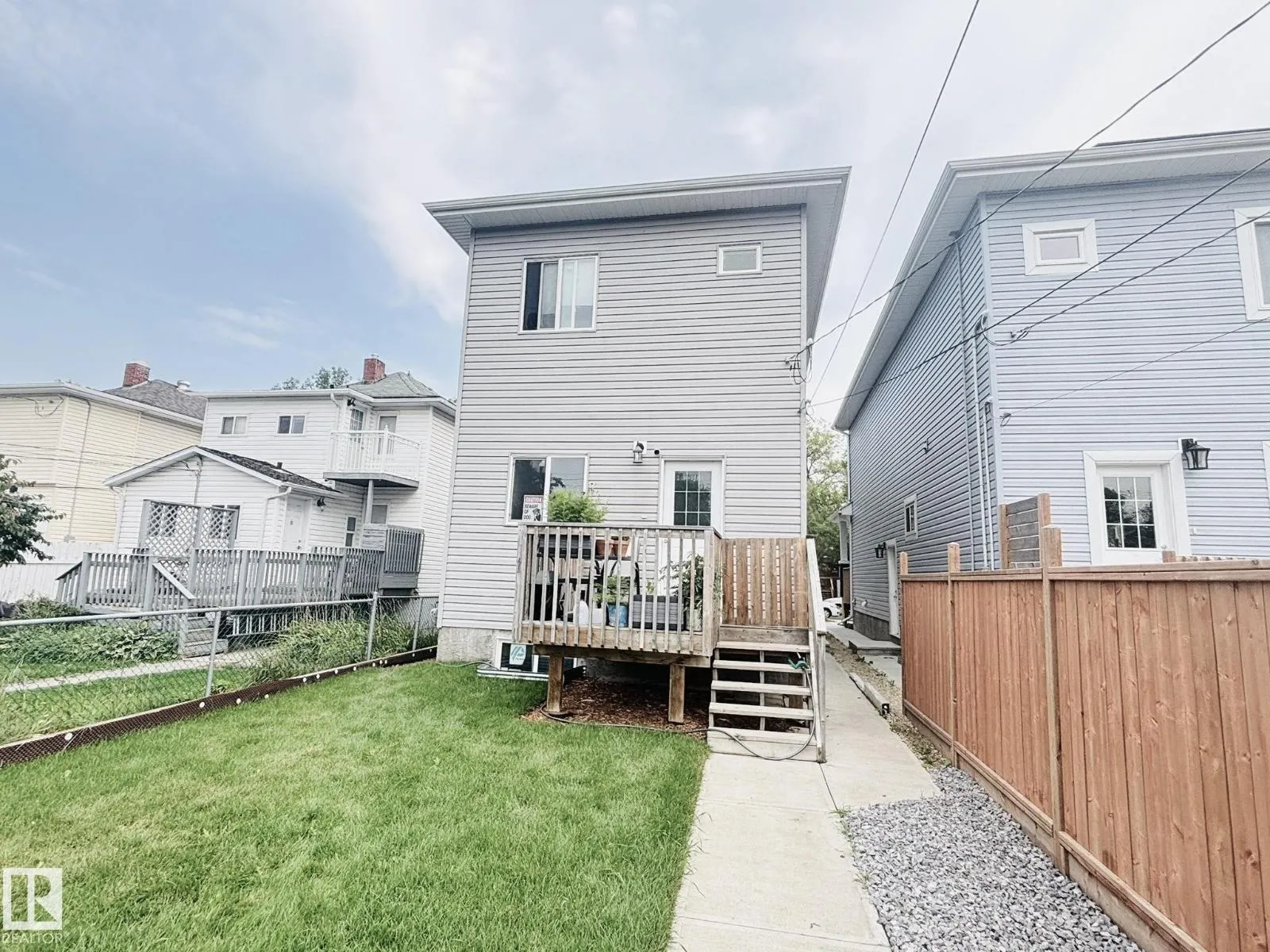 11916 89 ST NW