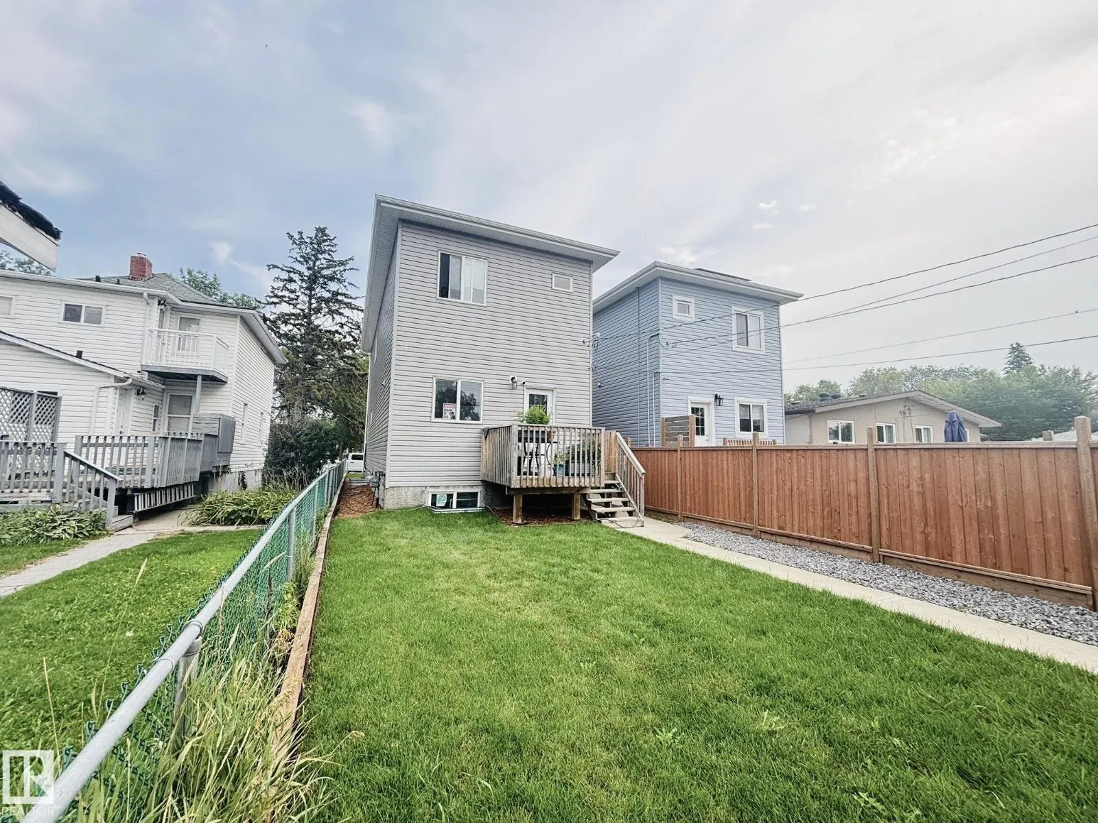 11916 89 ST NW
