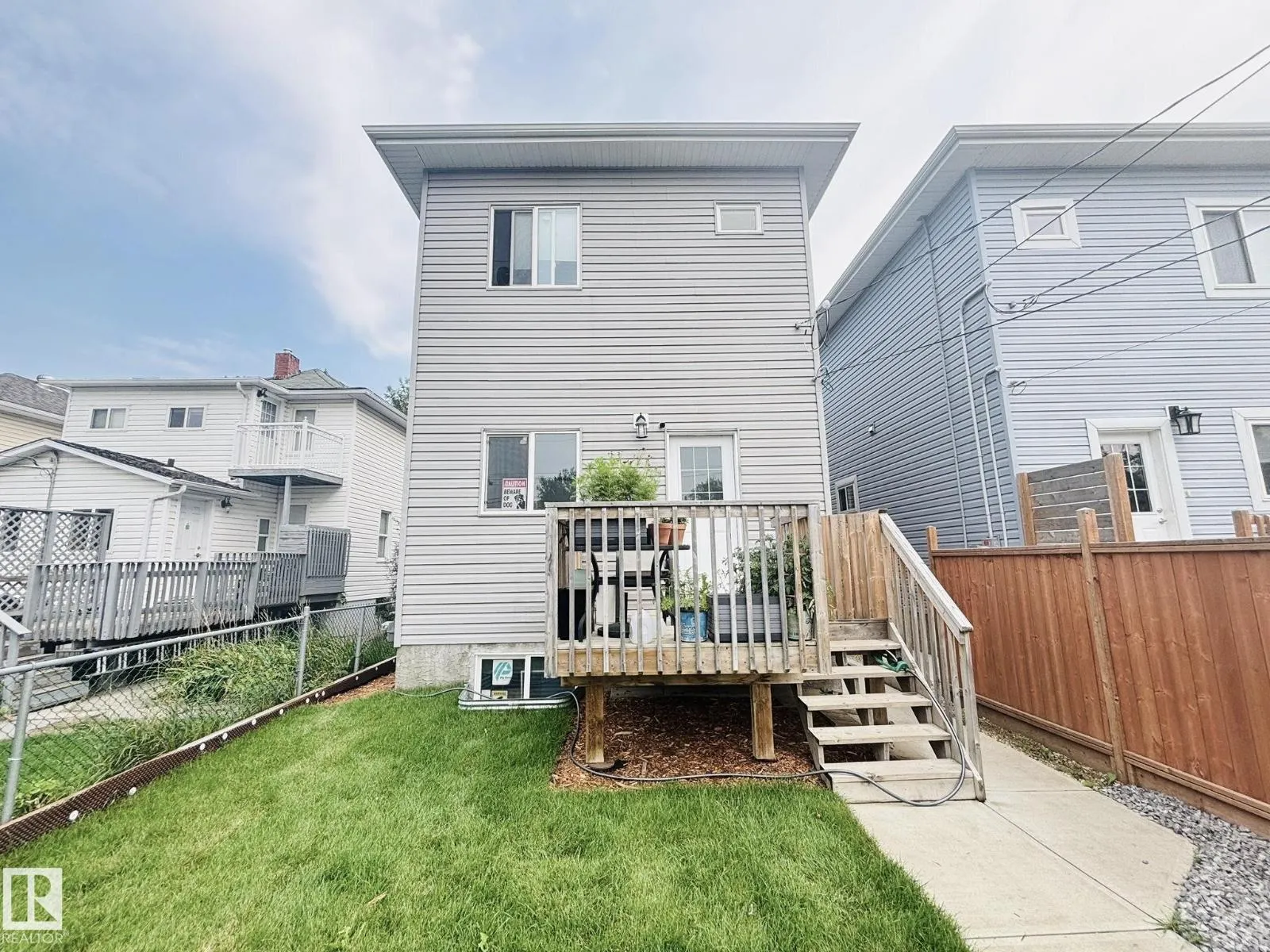 11916 89 ST NW