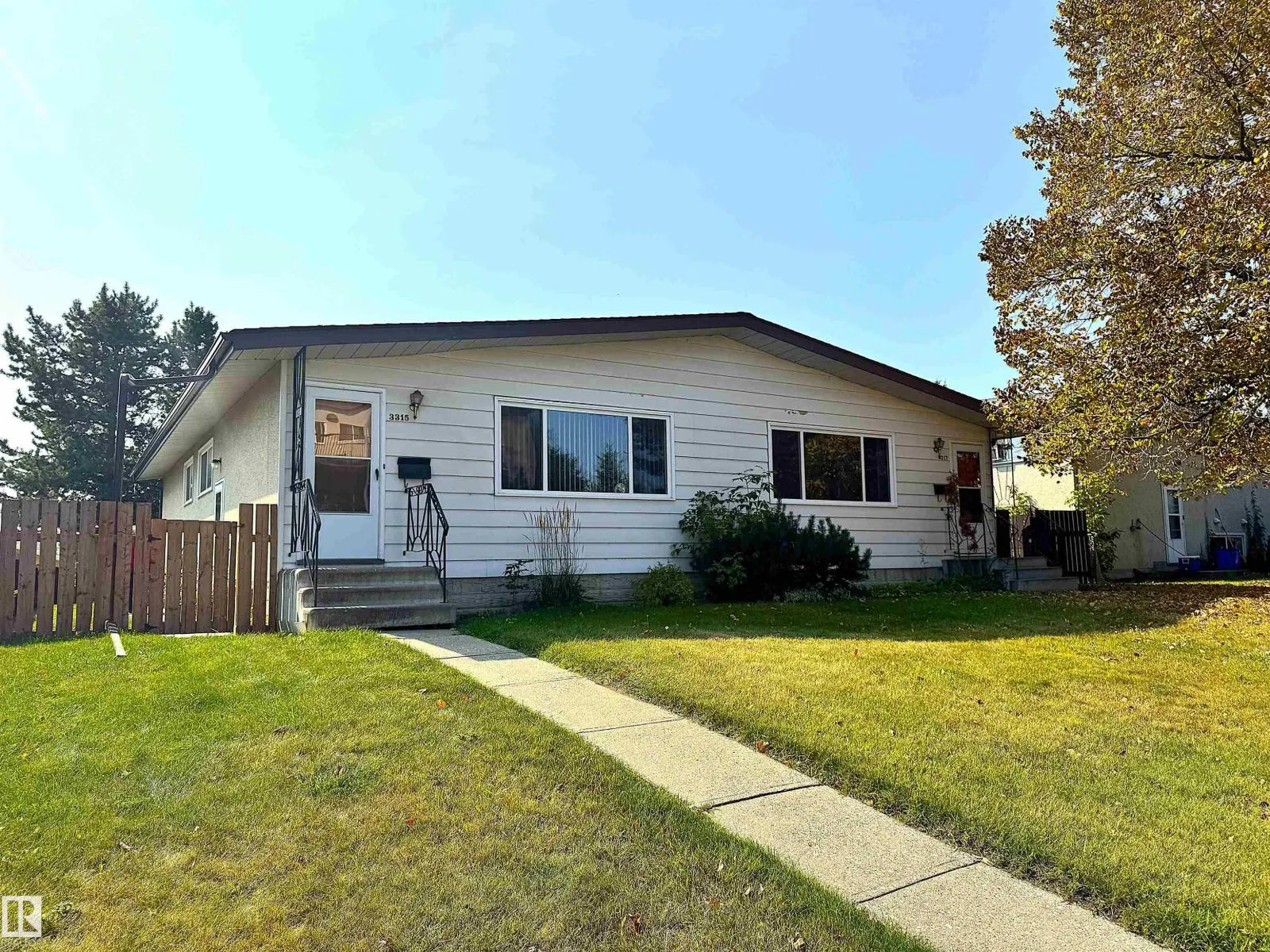 3315 & 3317 105 AV NW