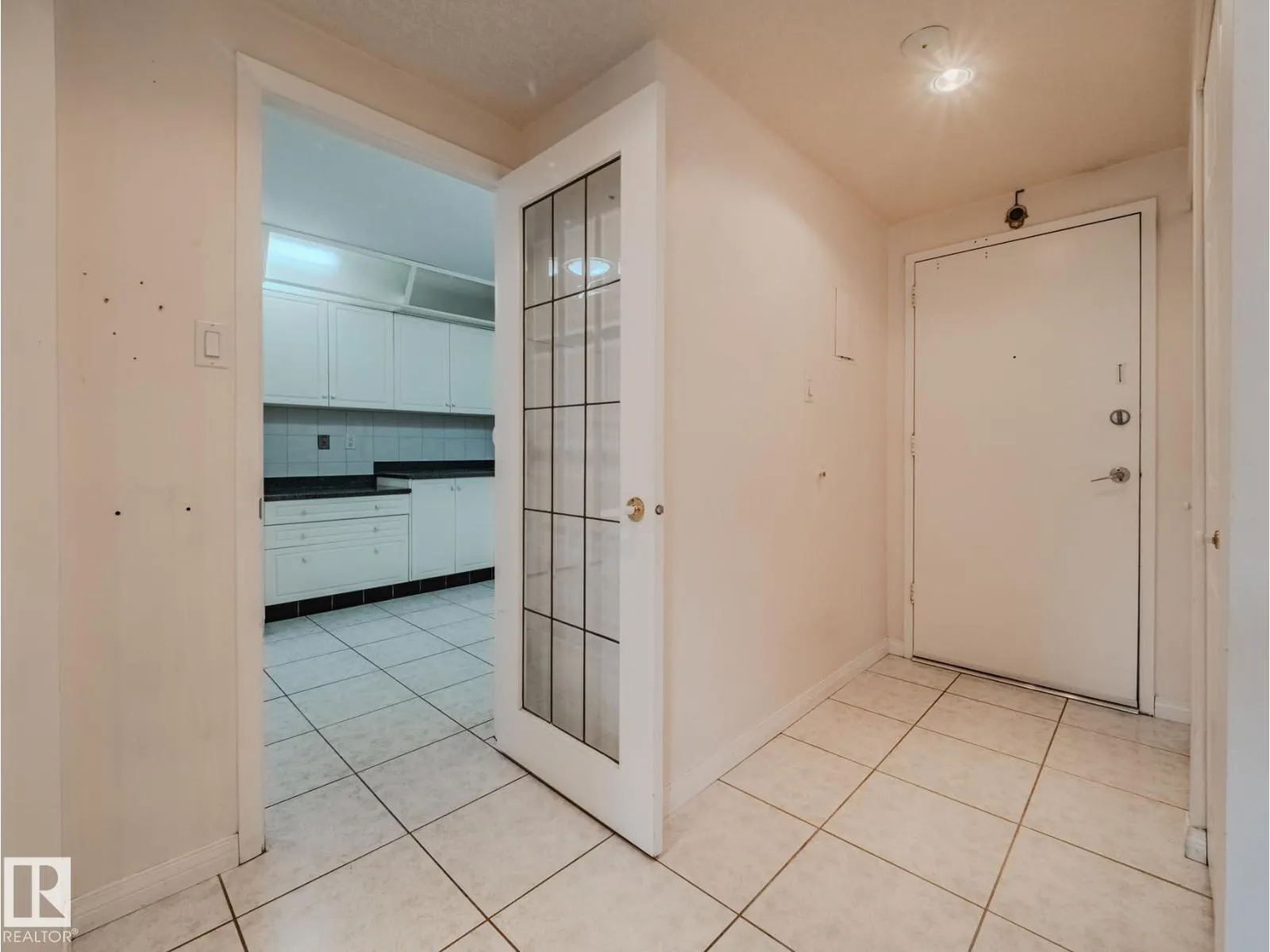 #1403 10160 115 ST NW