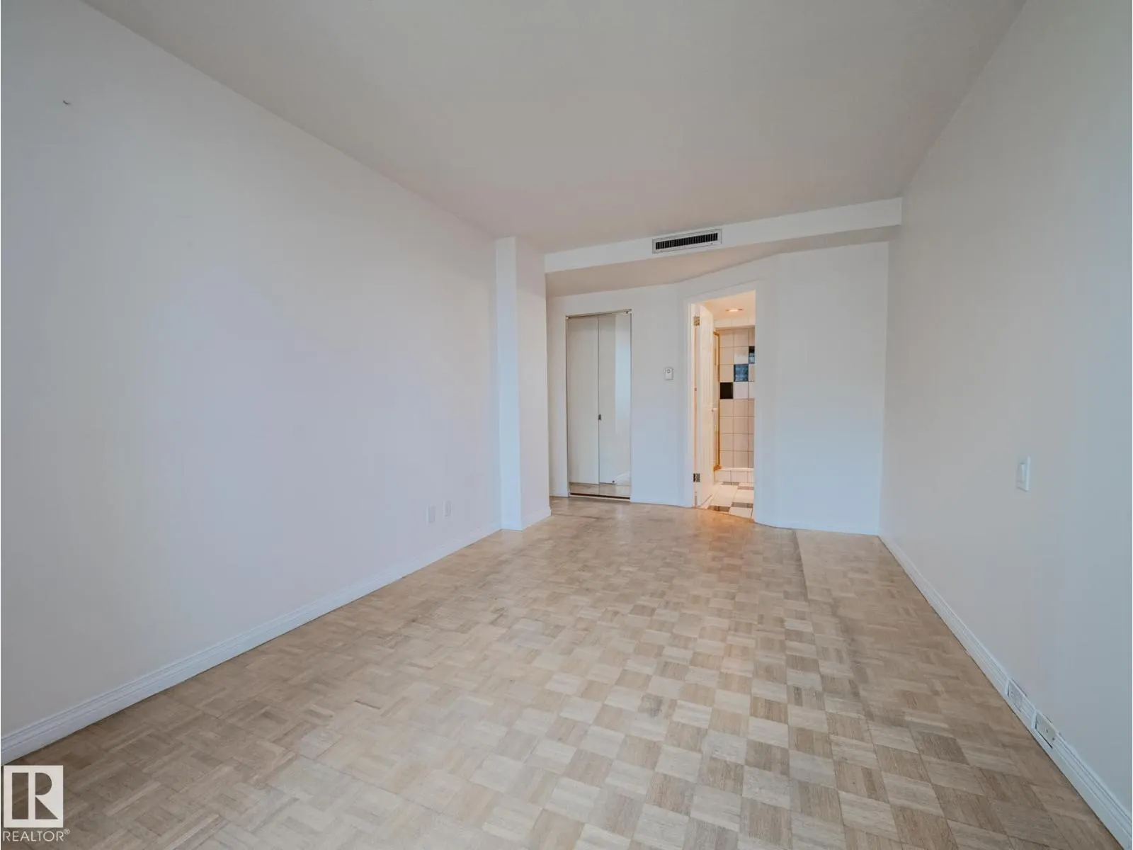 #1403 10160 115 ST NW