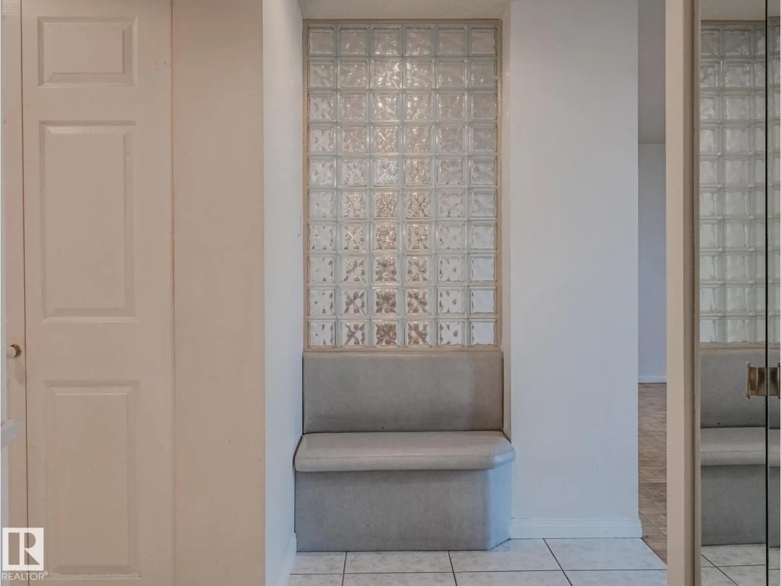 #1403 10160 115 ST NW