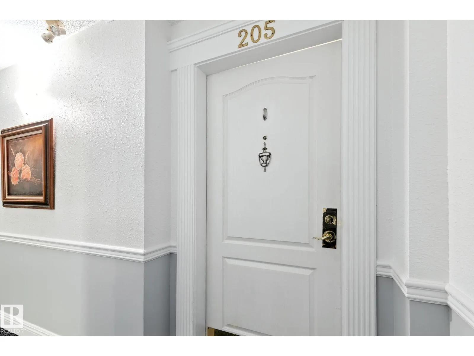 #205 13450 114 AV NW