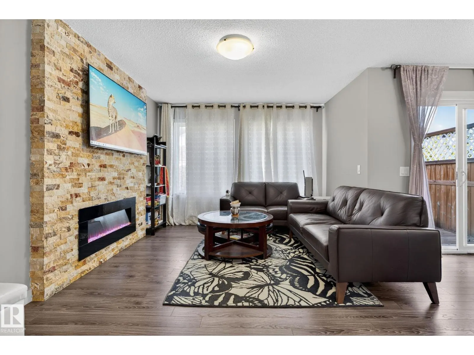 1628 167 ST SW