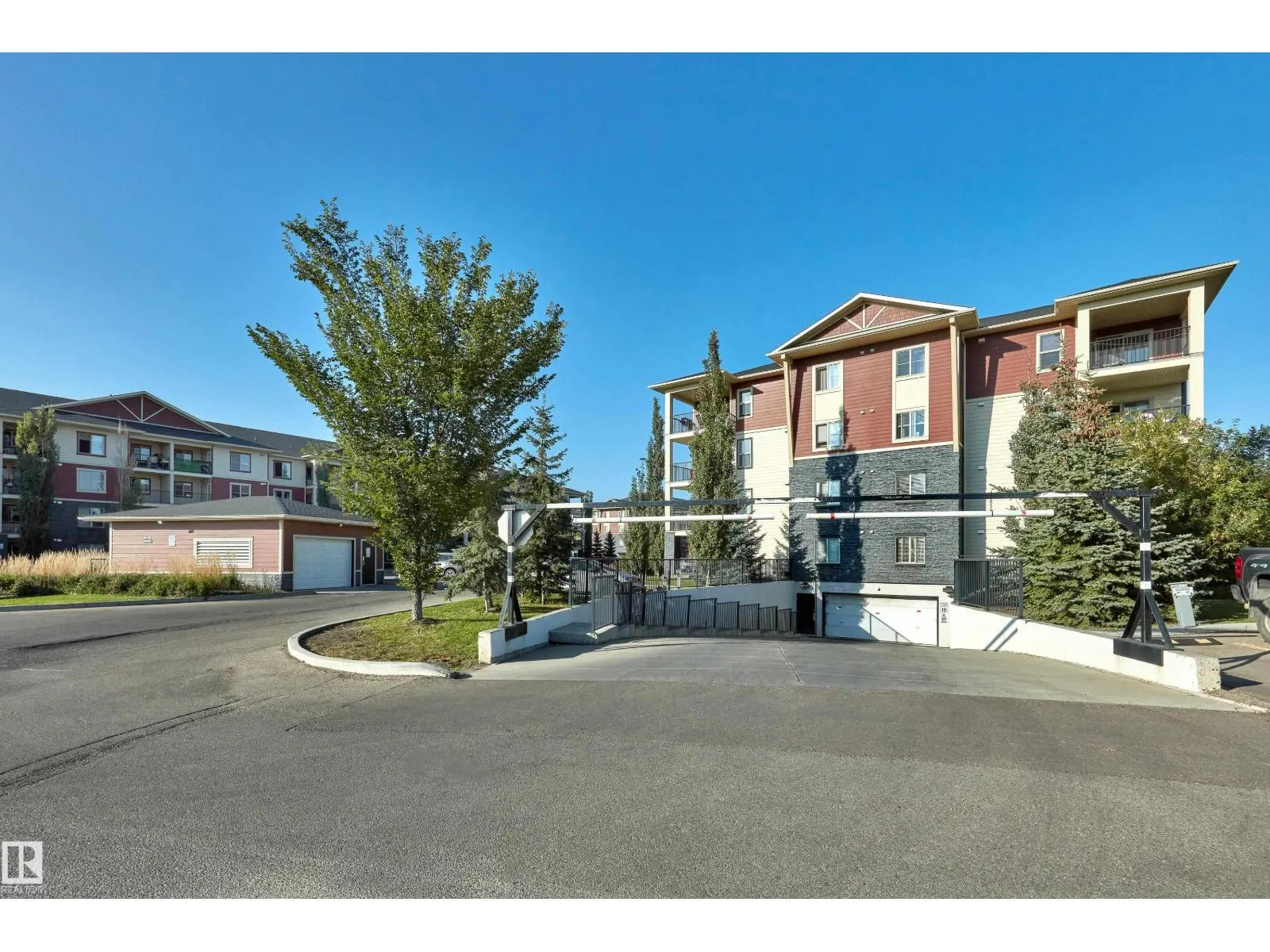 #407 5816 MULLEN PL NW