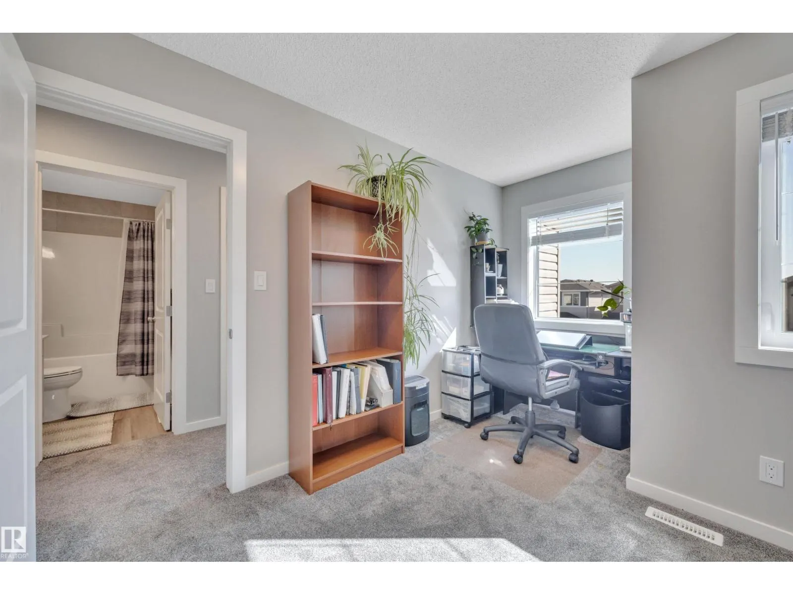 157 Larch CR