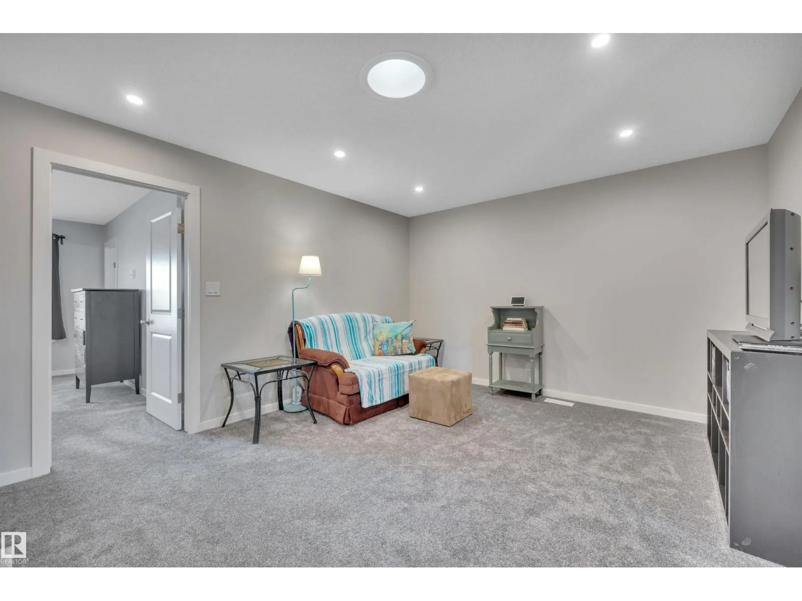 157 Larch CR