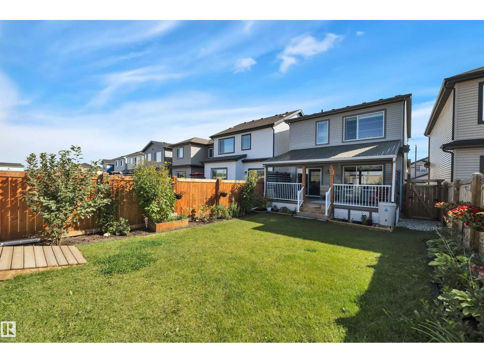 157 Larch CR