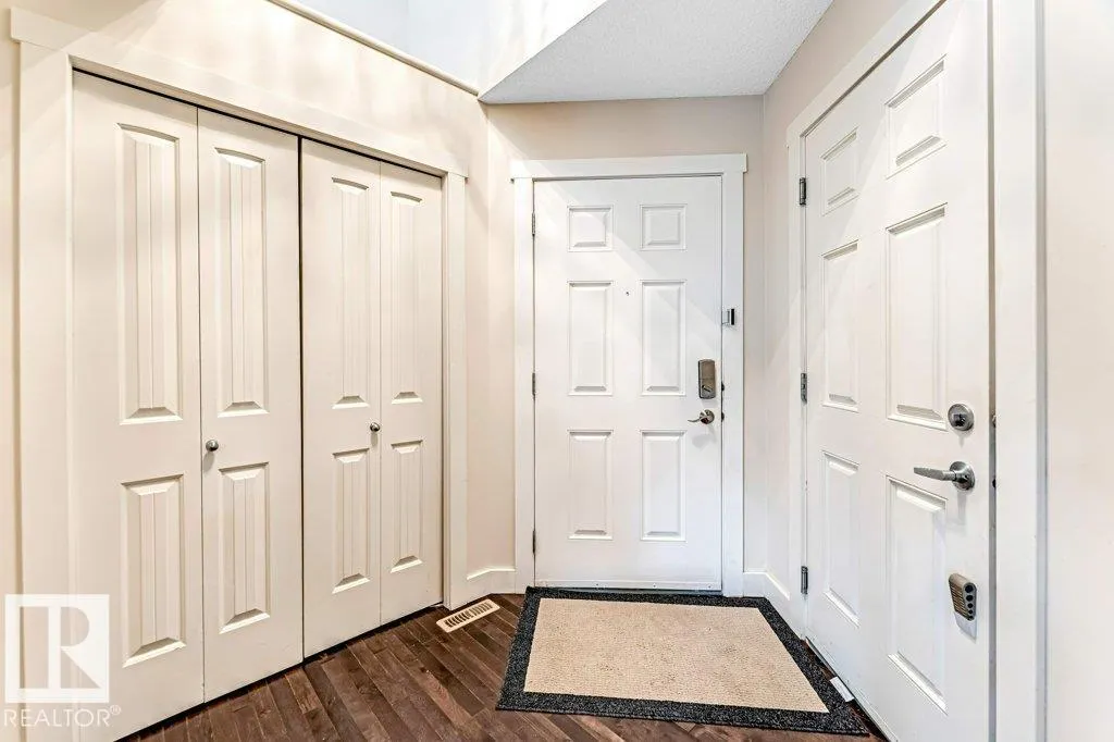 1137 37B AV NW