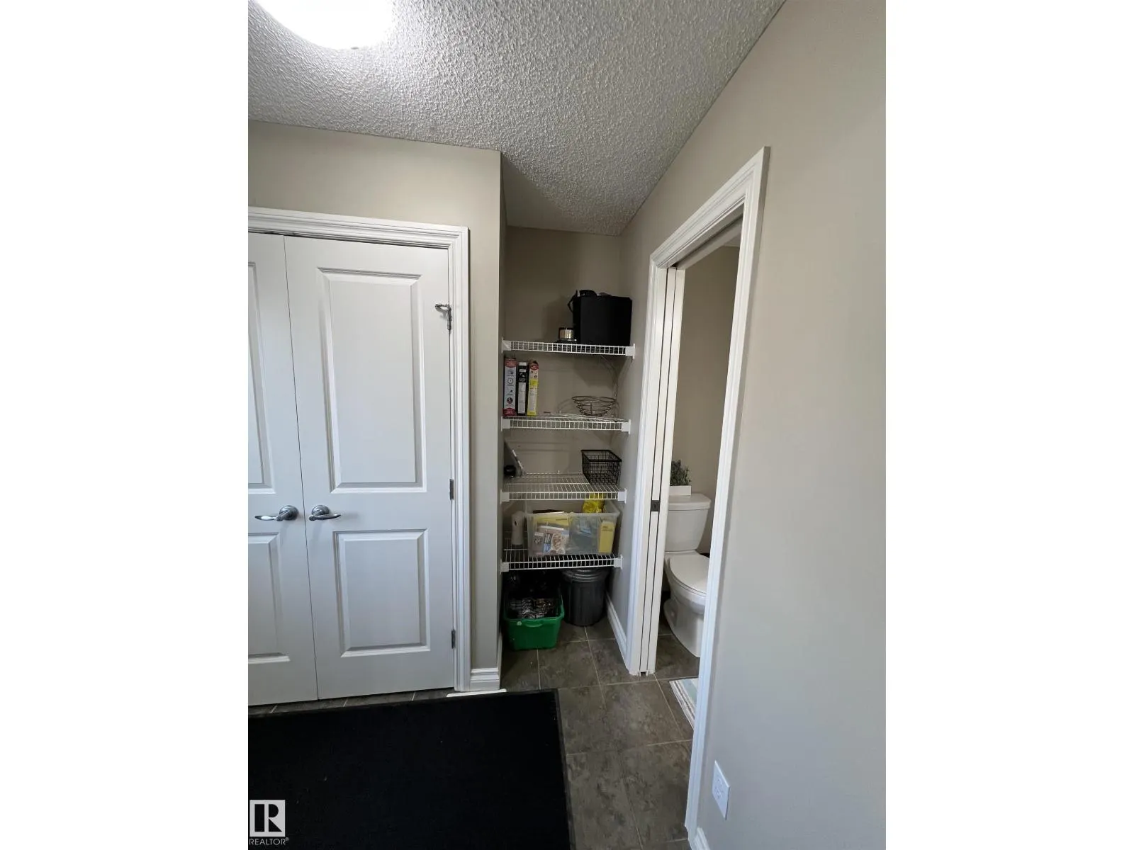 3020 15 AV NW