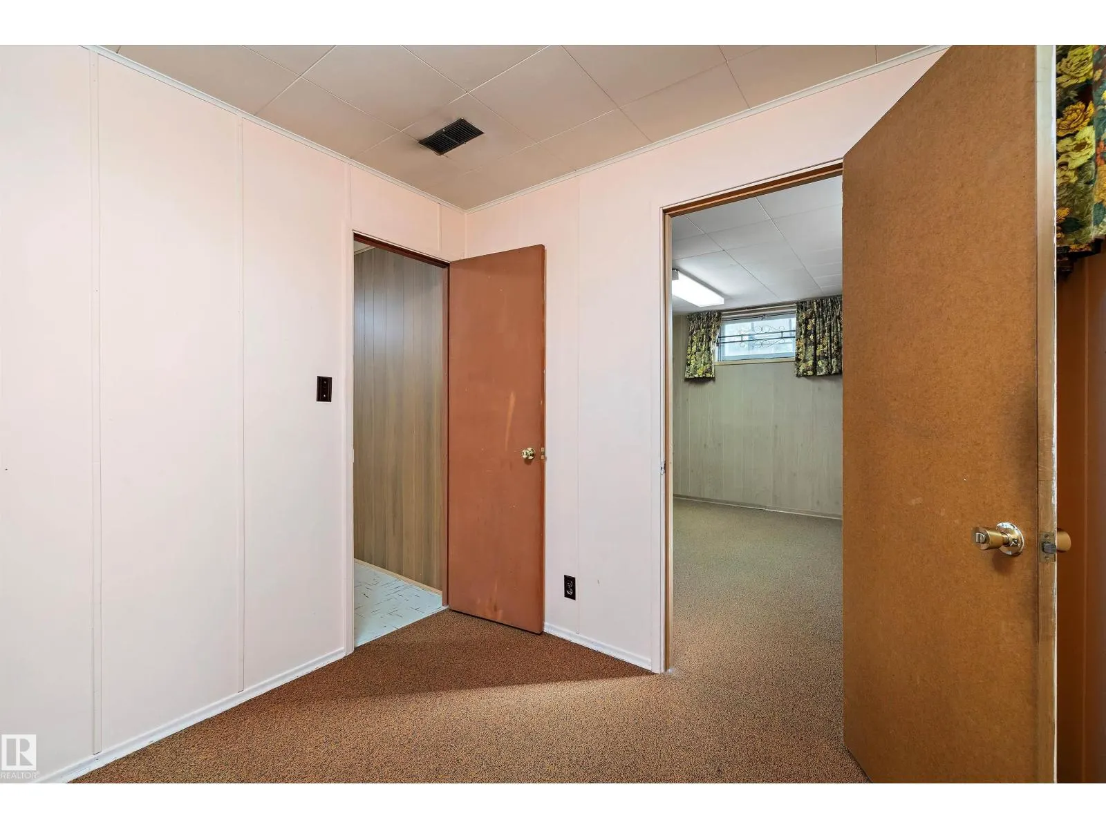 9911 149 ST NW
