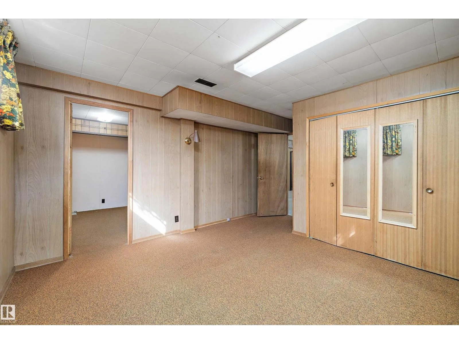 9911 149 ST NW