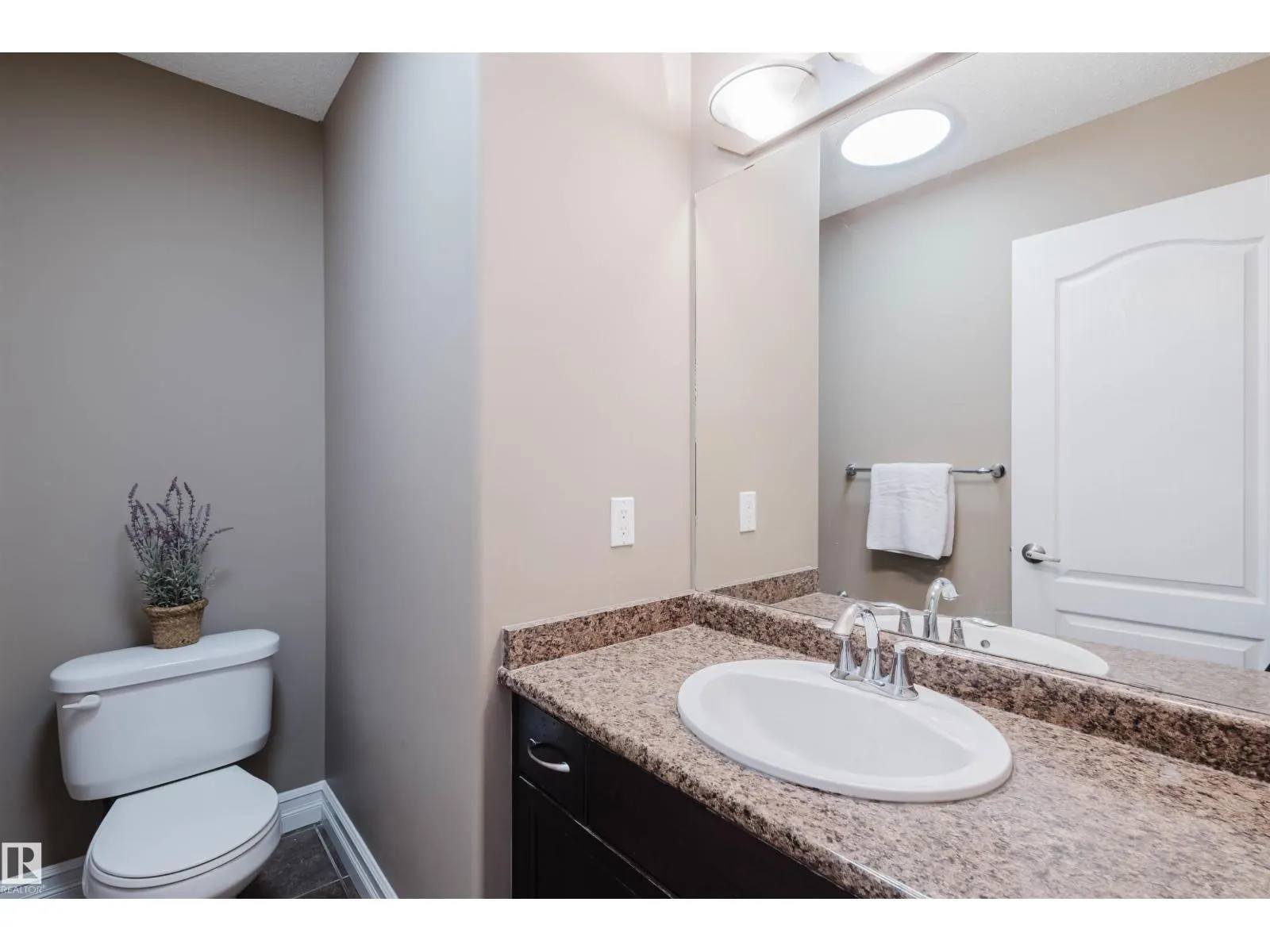 11321 13A AV SW