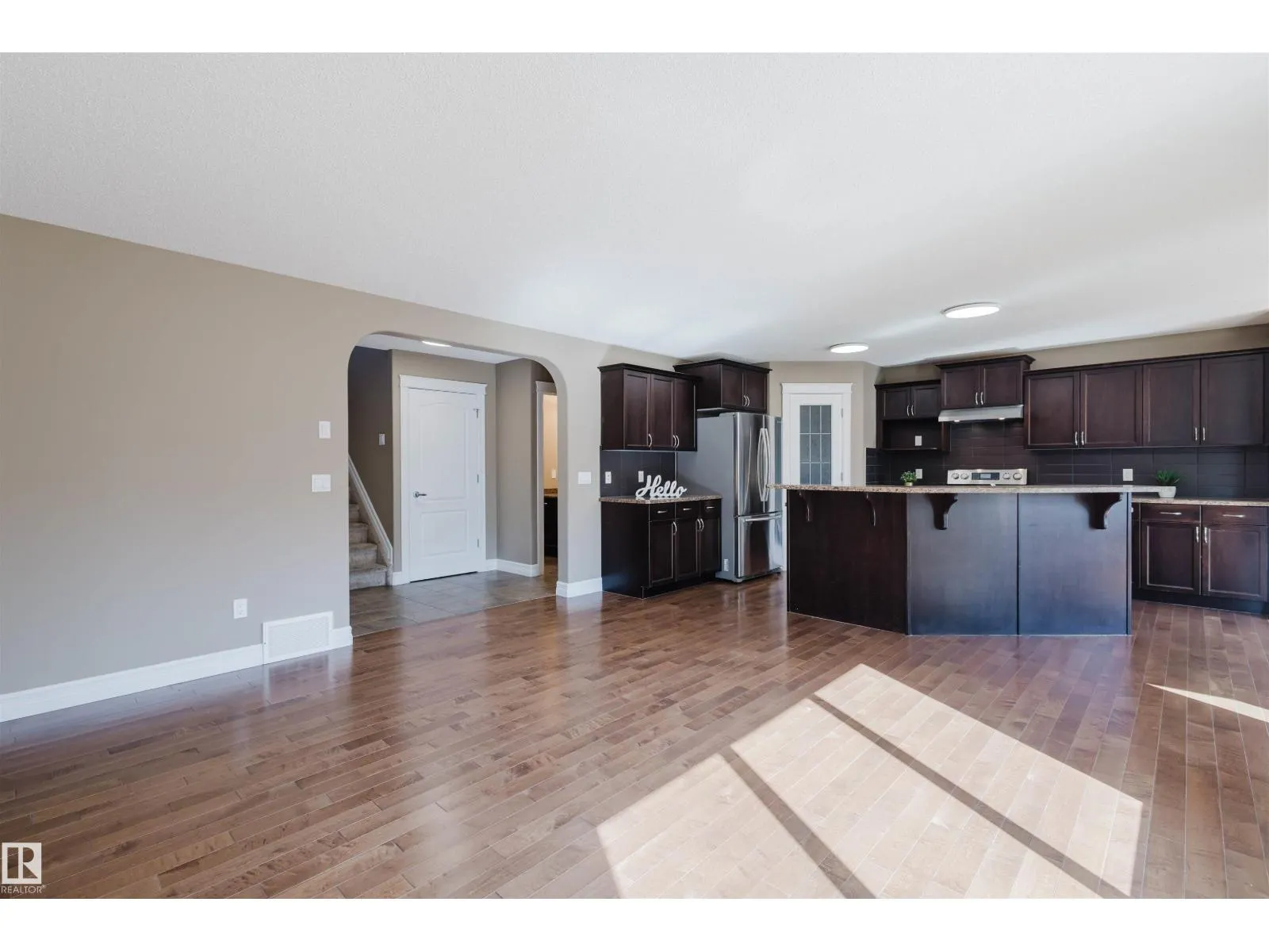 11321 13A AV SW