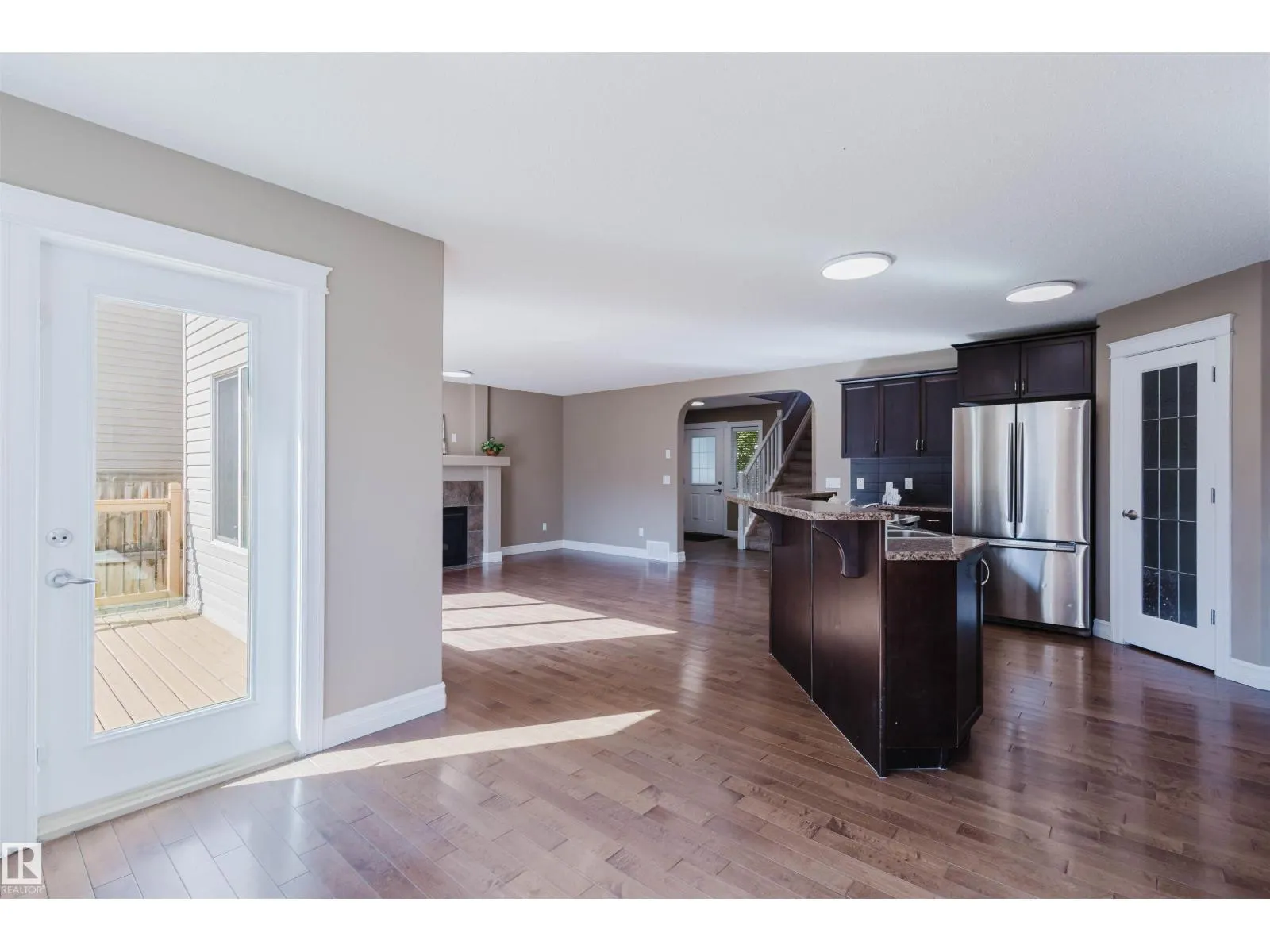 11321 13A AV SW