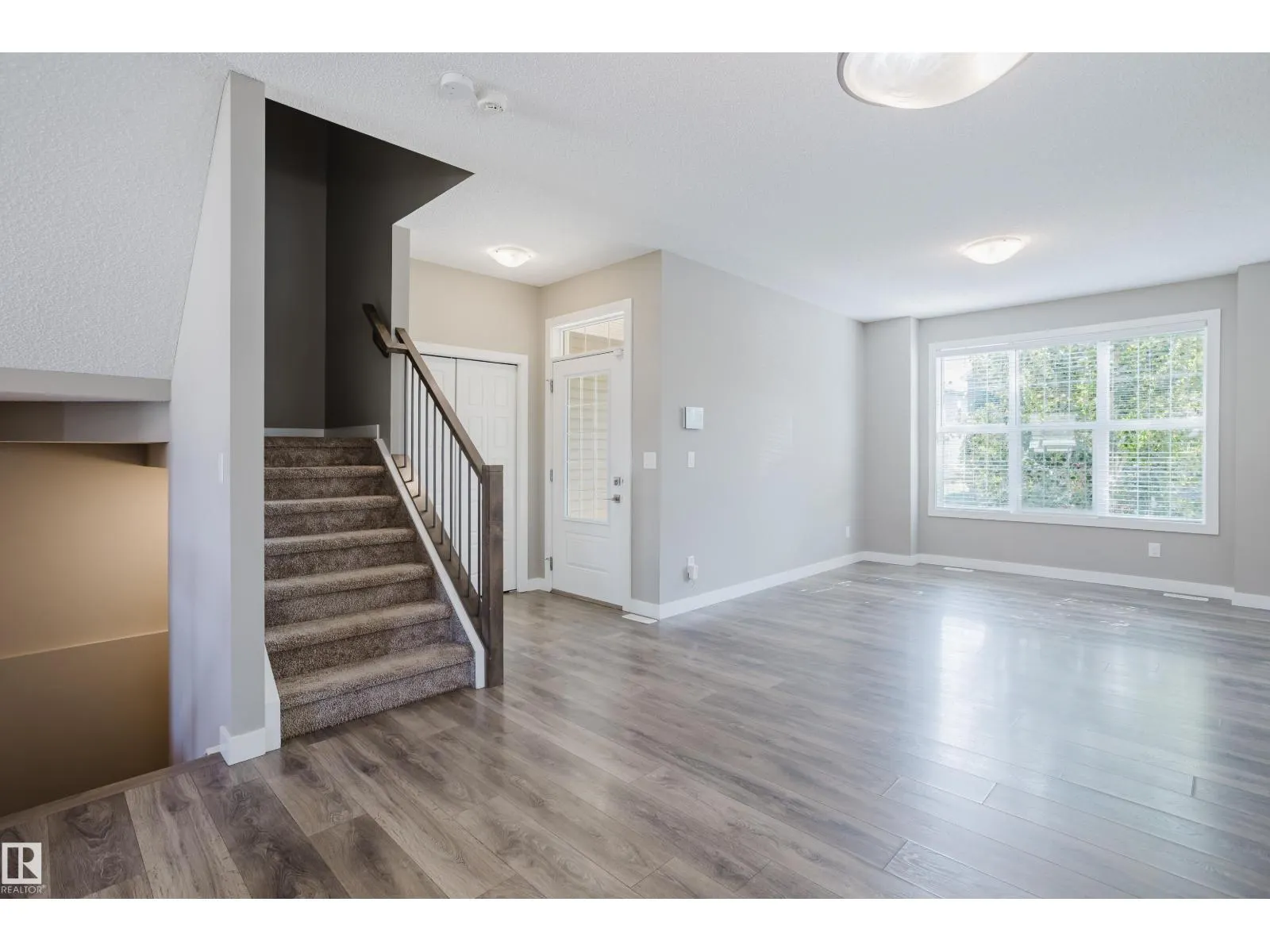 8142 CHAPPELLE WY SW
