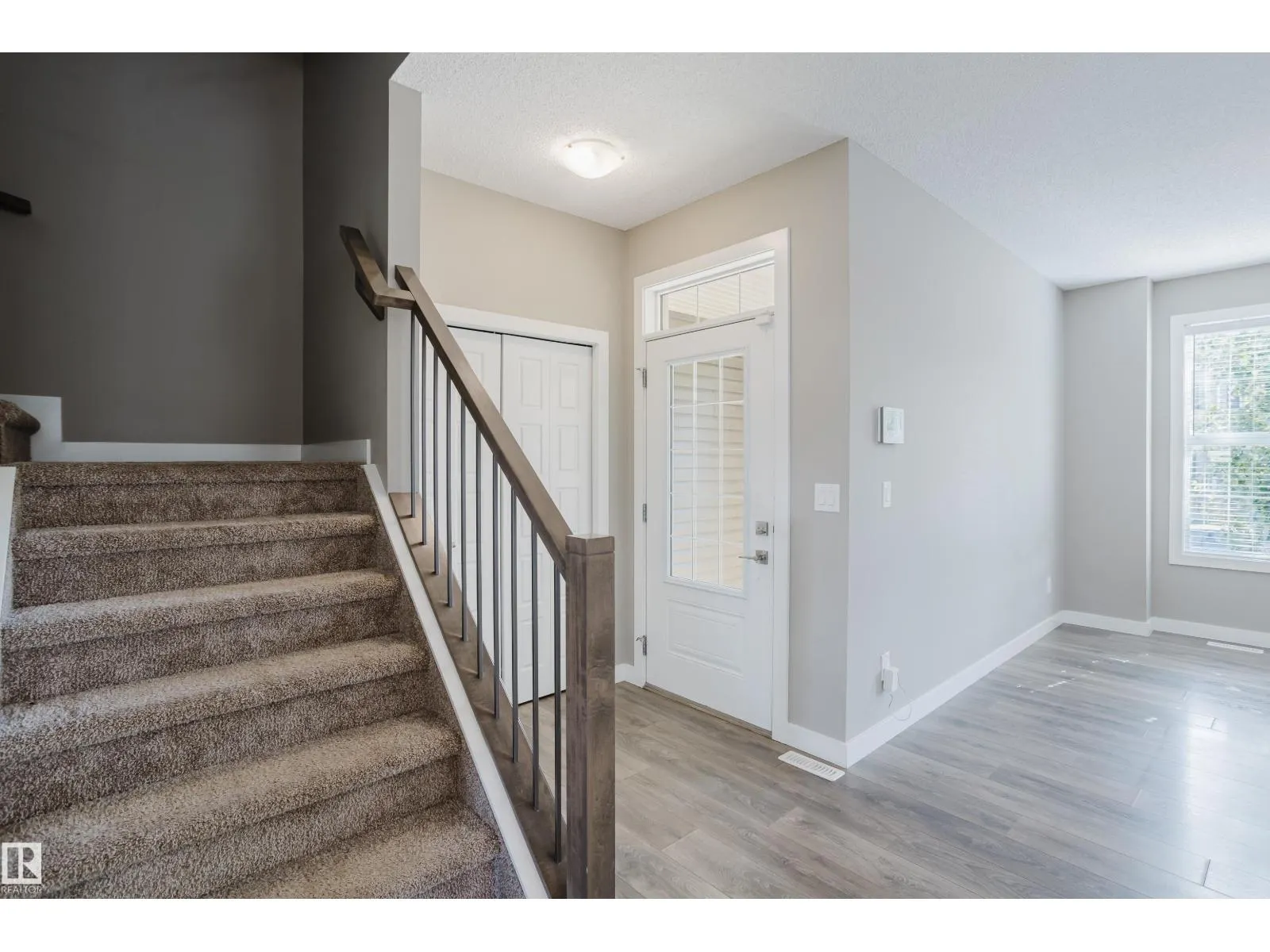 8142 CHAPPELLE WY SW