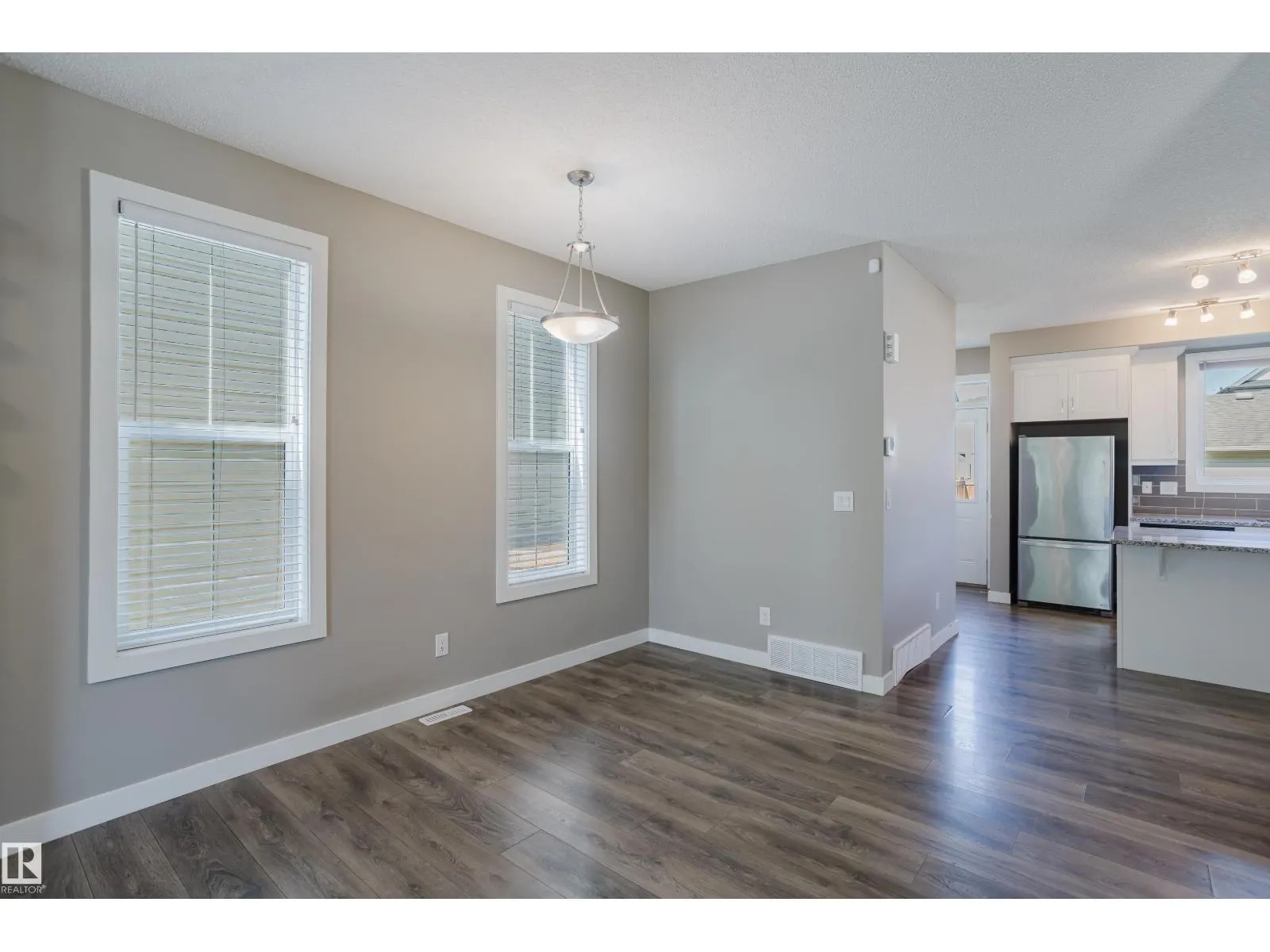 8142 CHAPPELLE WY SW