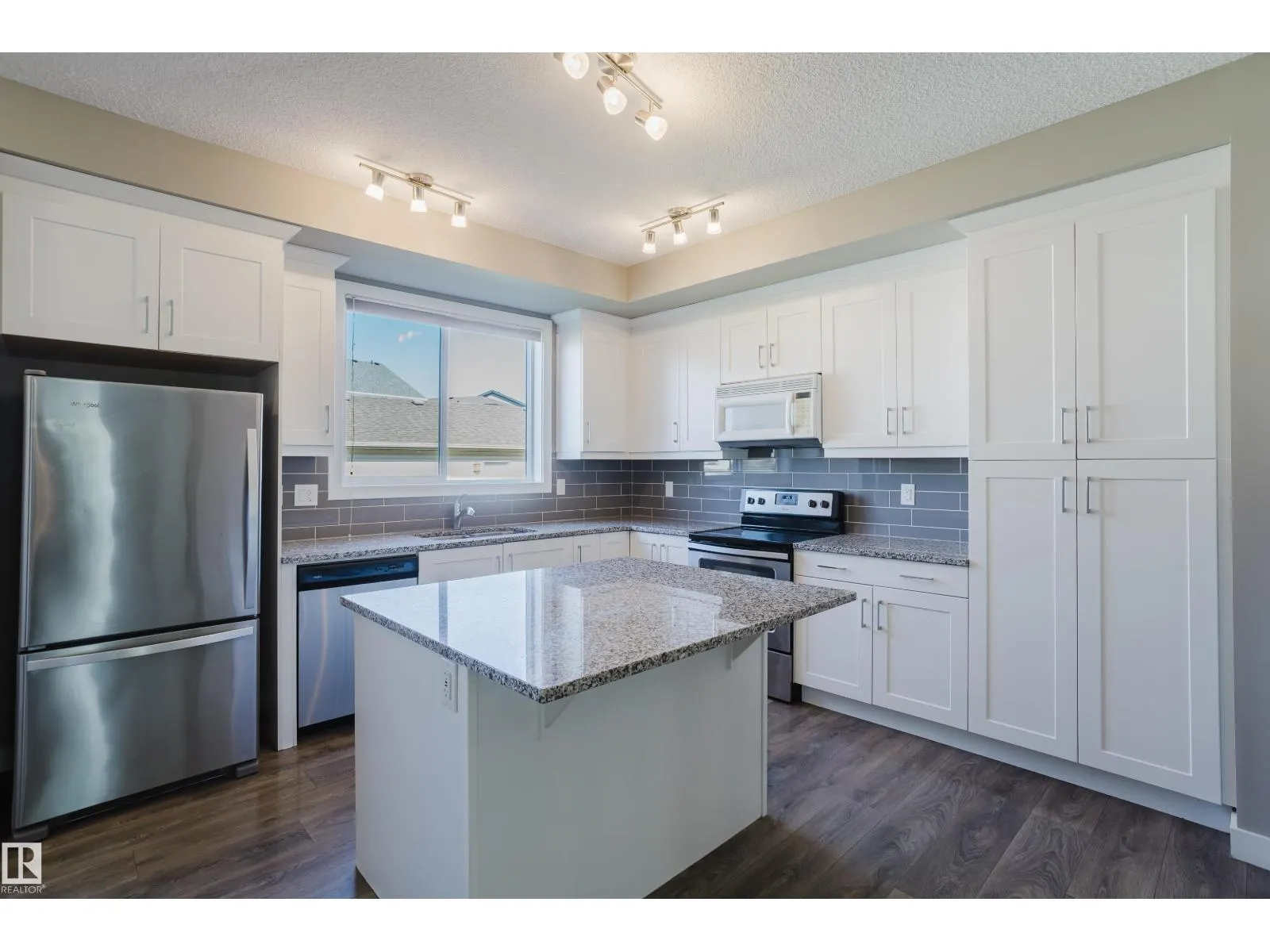 8142 CHAPPELLE WY SW