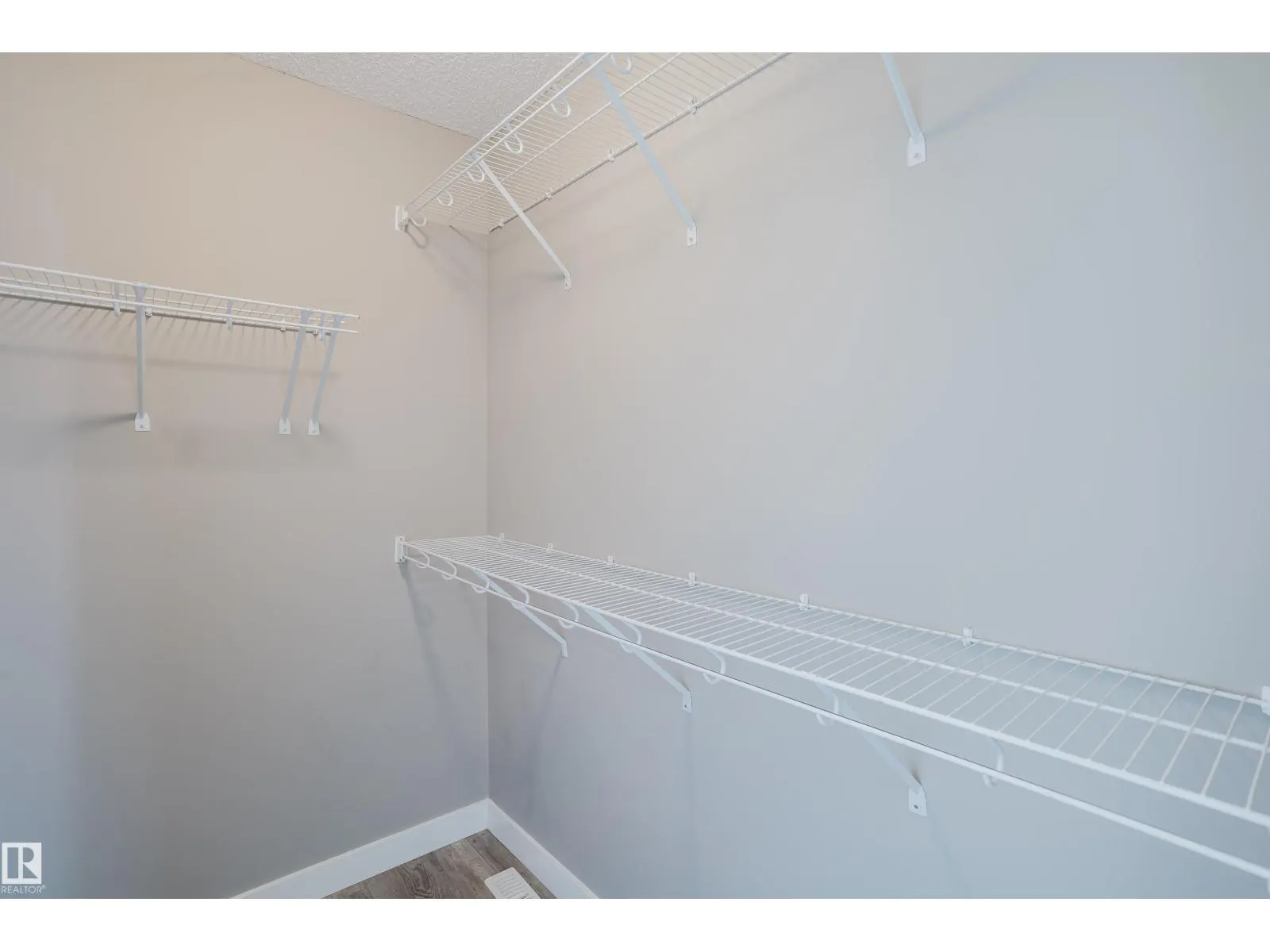8142 CHAPPELLE WY SW