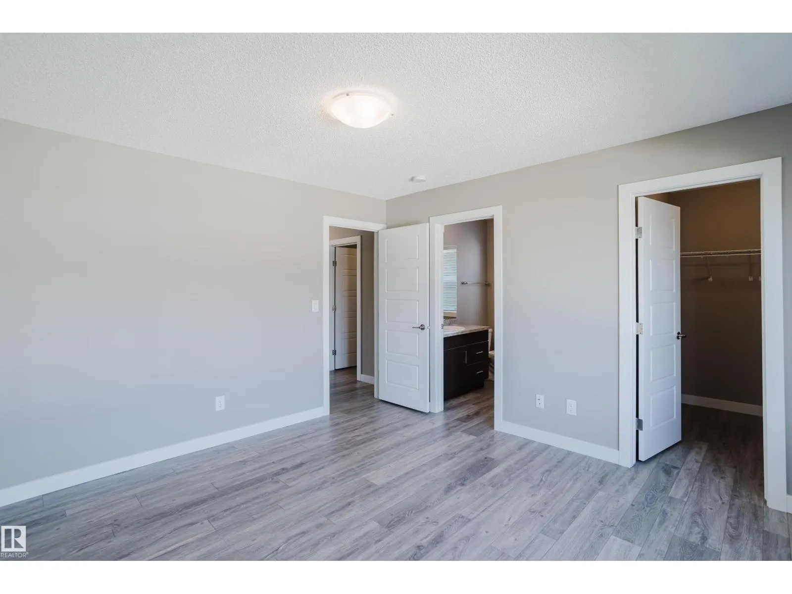8142 CHAPPELLE WY SW