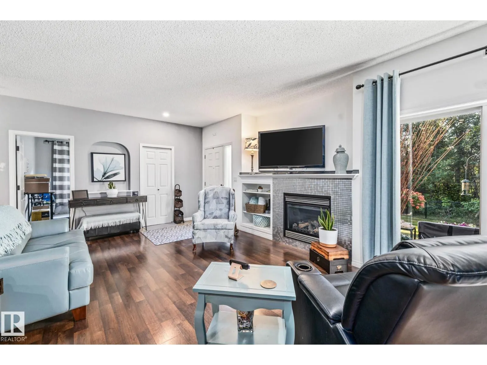 #34 30 OAK VISTA DR