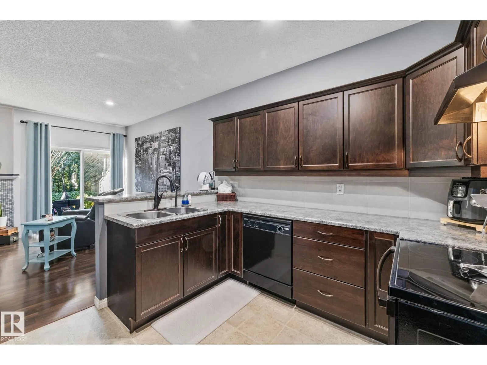 #34 30 OAK VISTA DR
