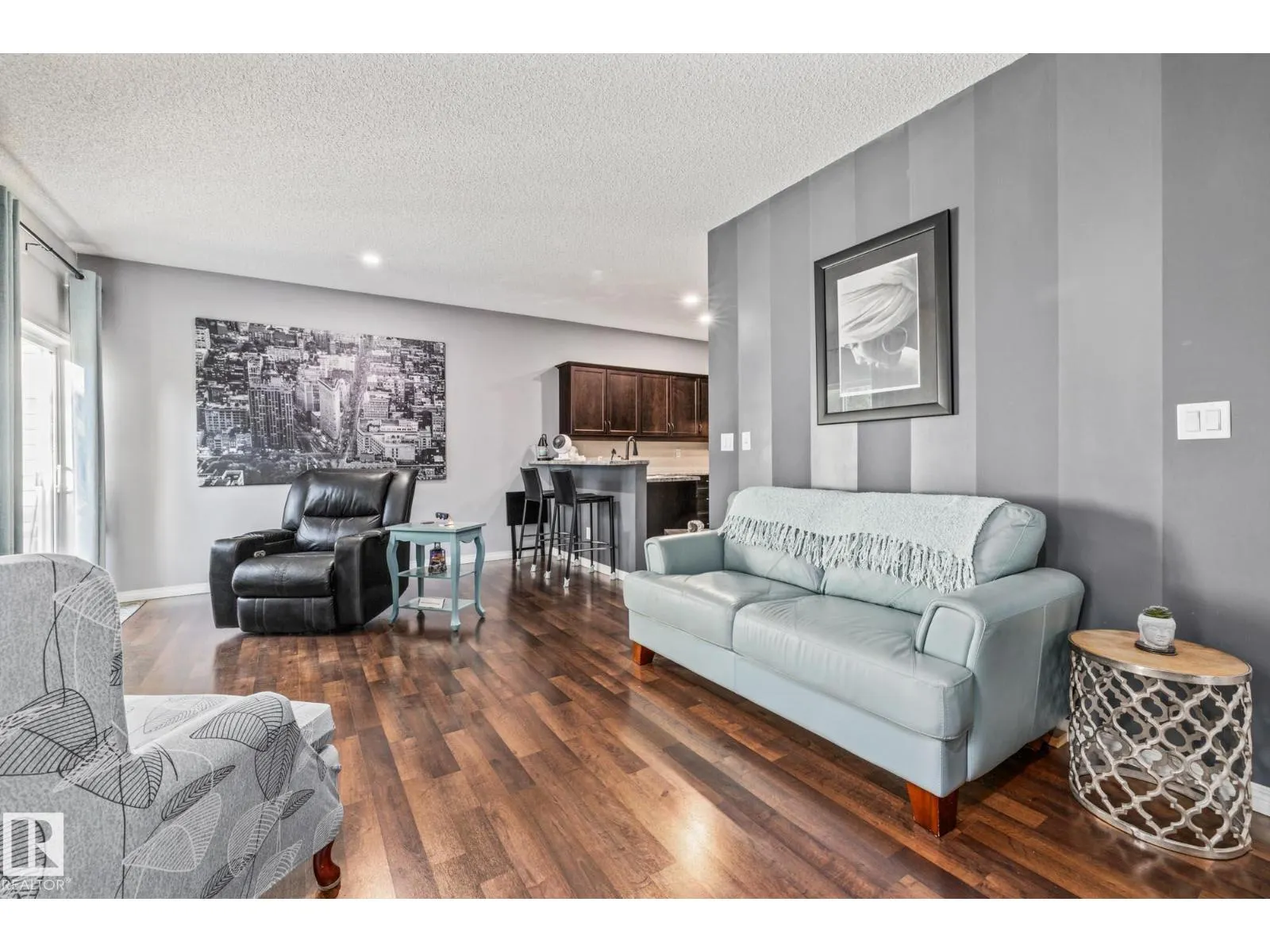 #34 30 OAK VISTA DR