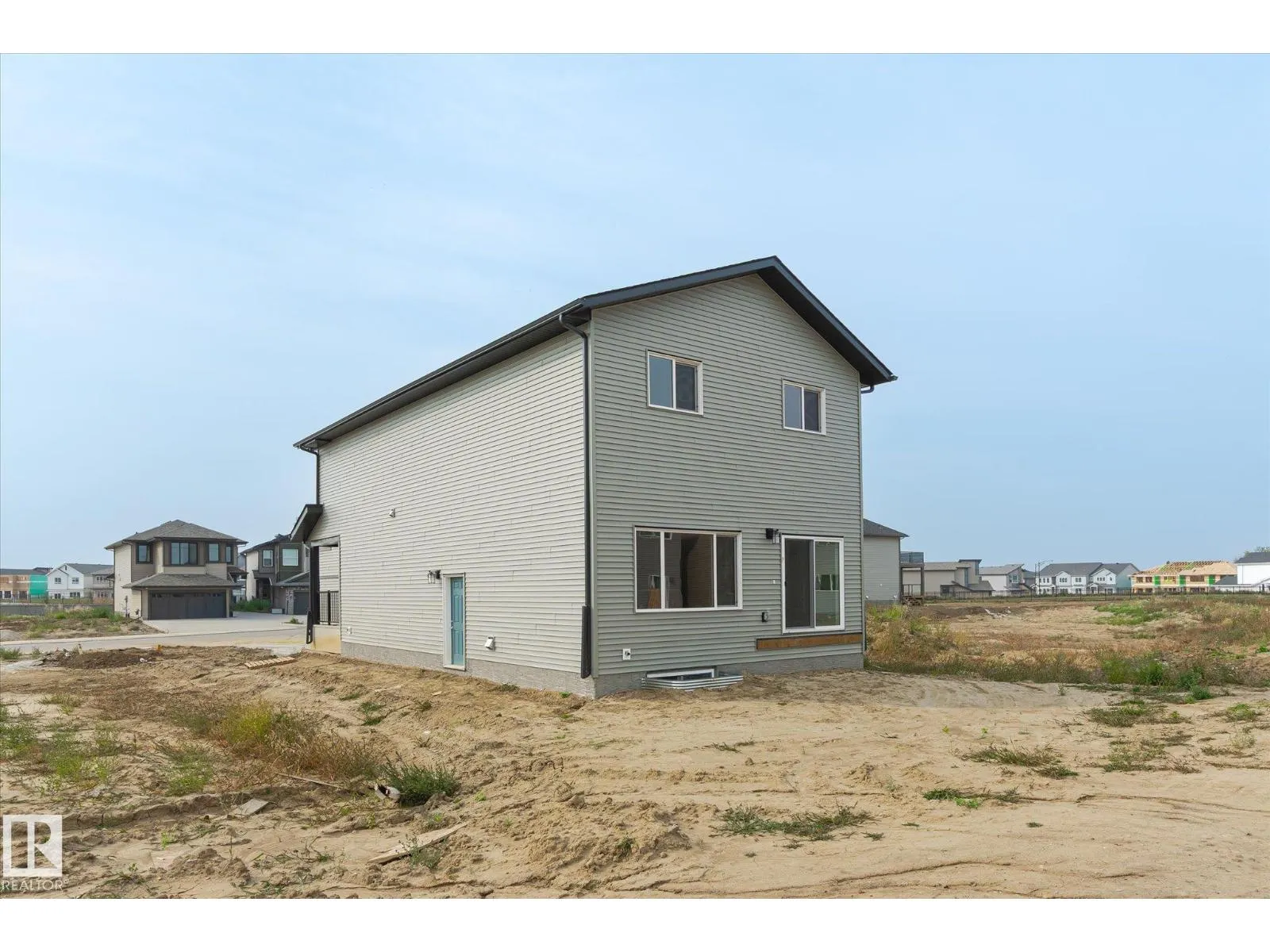 22372 89 AV NW