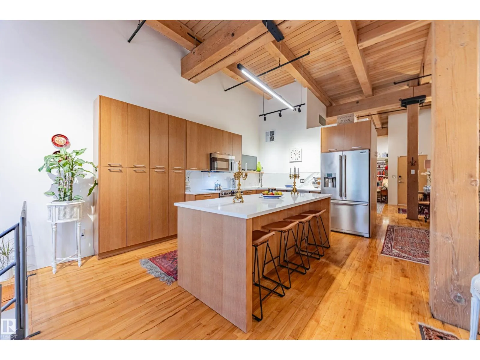 #114 10309 107 ST NW