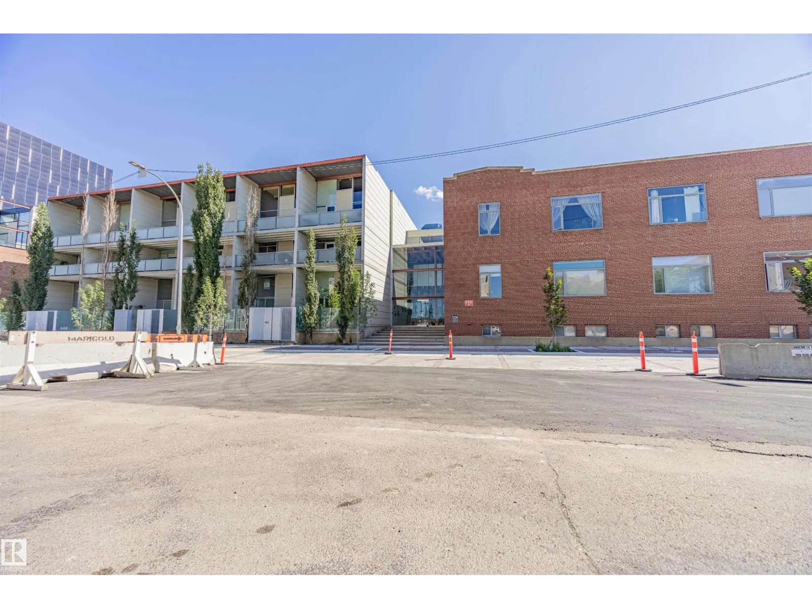#114 10309 107 ST NW