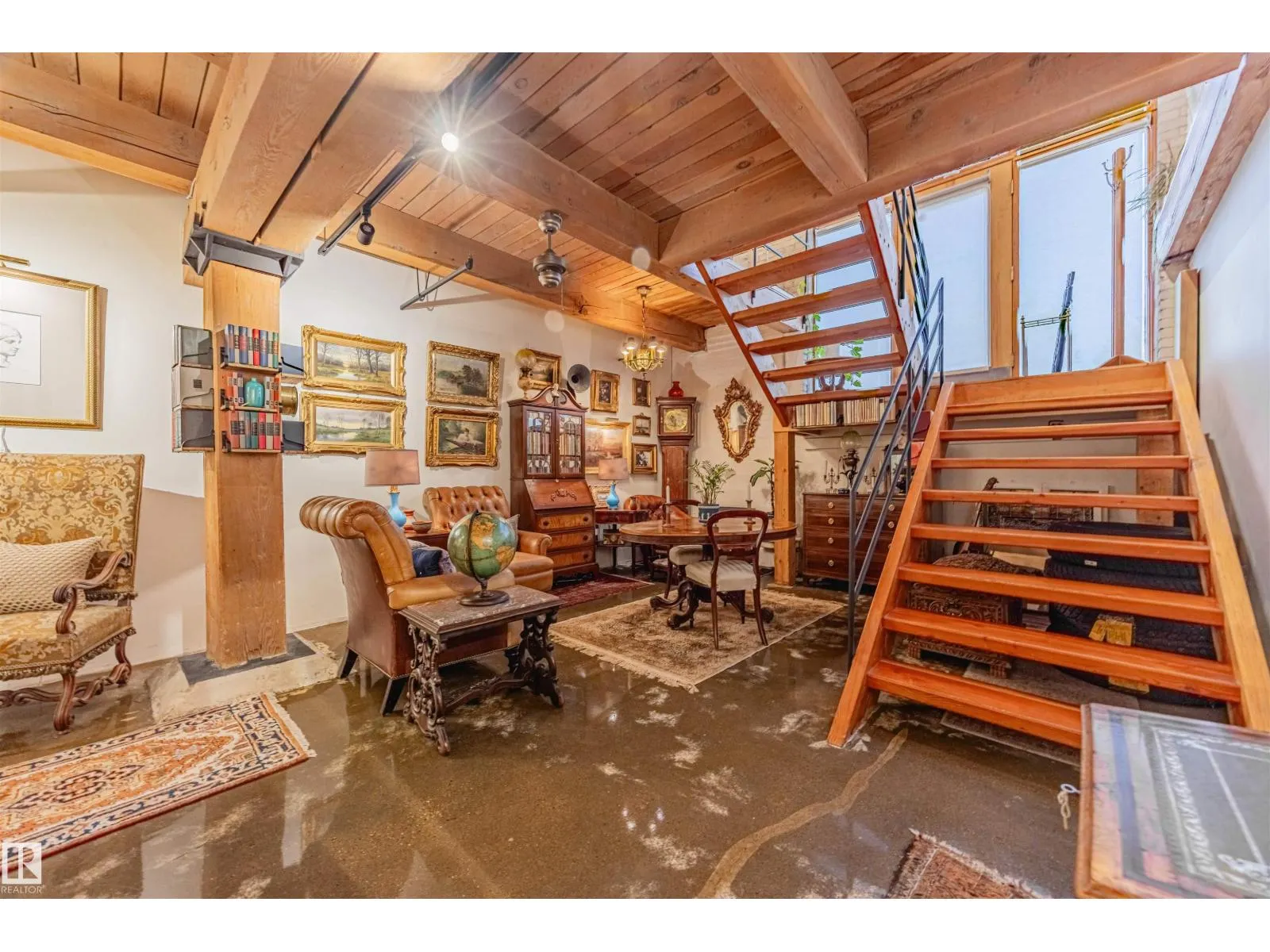 #114 10309 107 ST NW