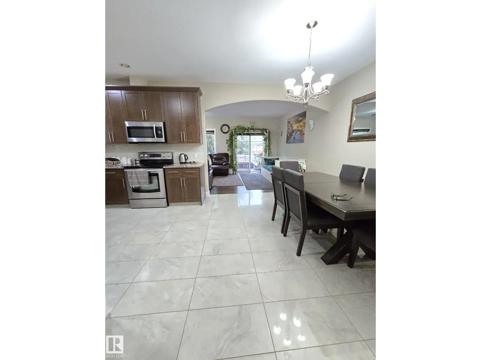 15117 31 ST NW