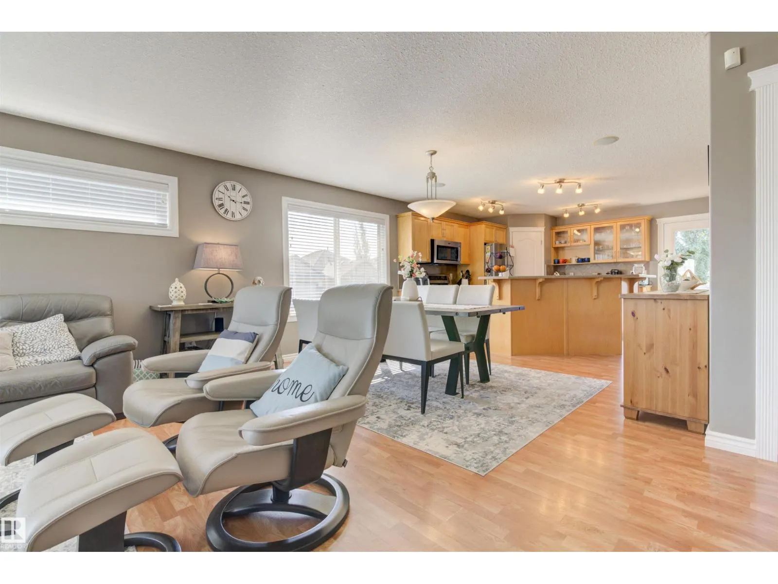 153 Ridgeland CR