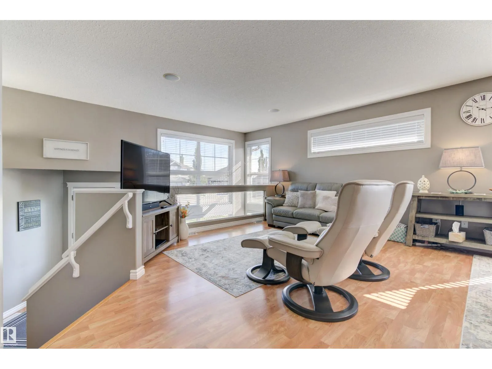 153 Ridgeland CR
