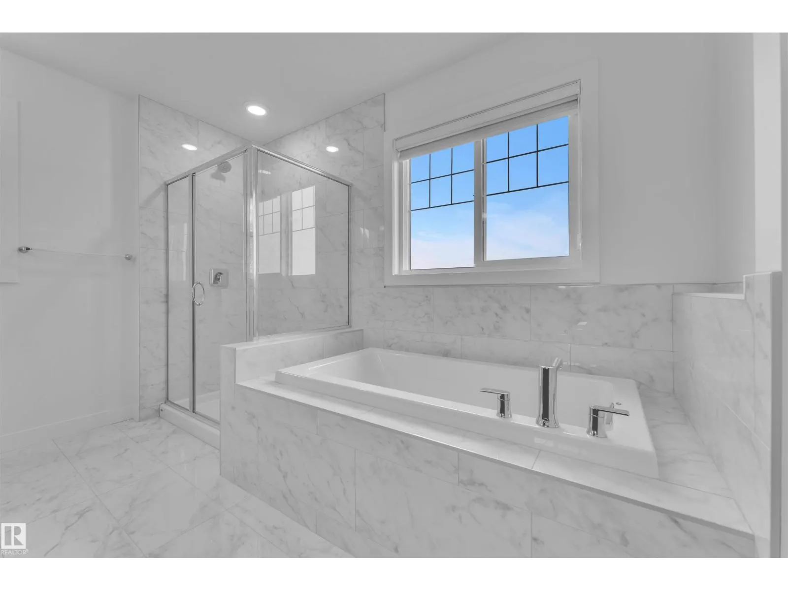 17711 73 ST NW