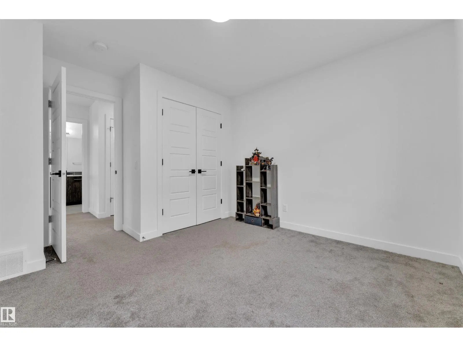 17711 73 ST NW