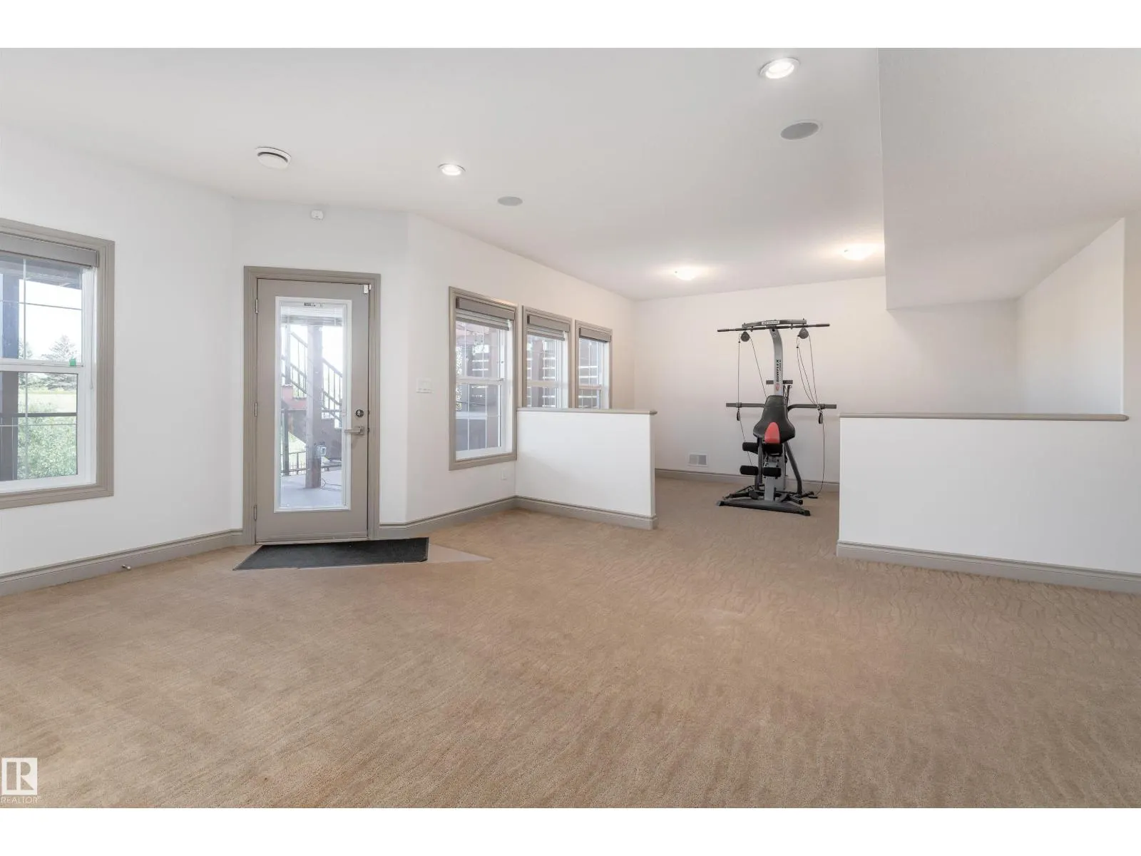 5414 BONAVENTURE AV NW